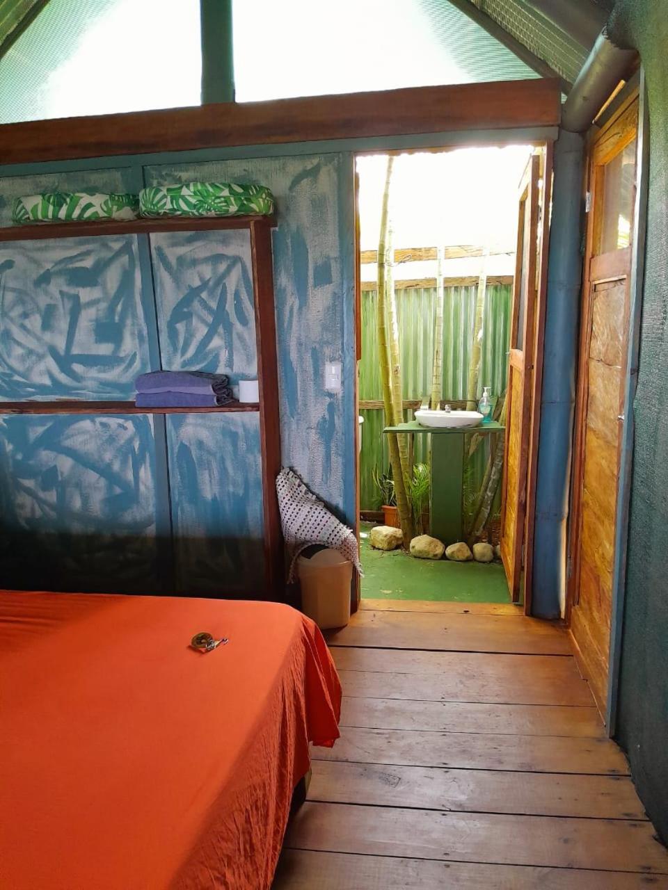 Bungalow with Garden View photo 3