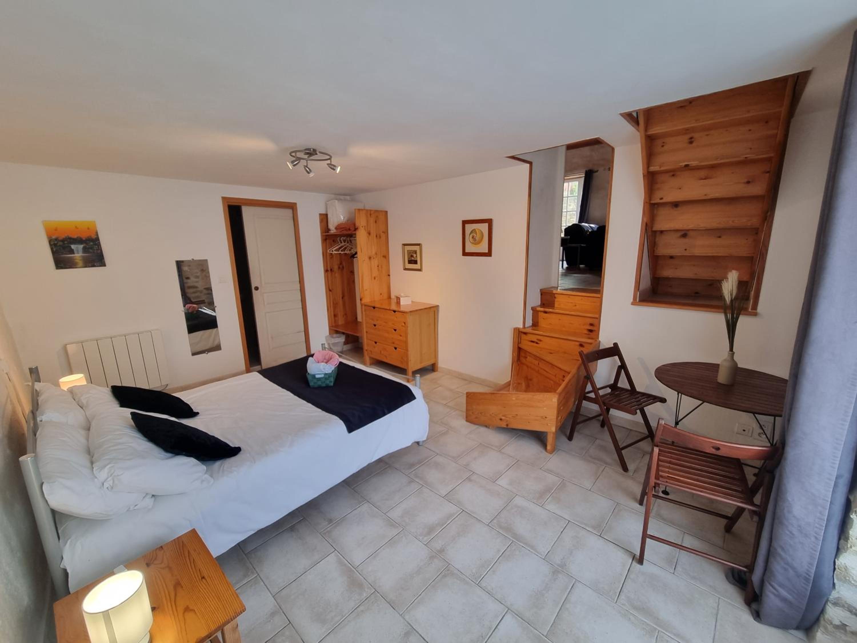 One-Bedroom House - Photo 1