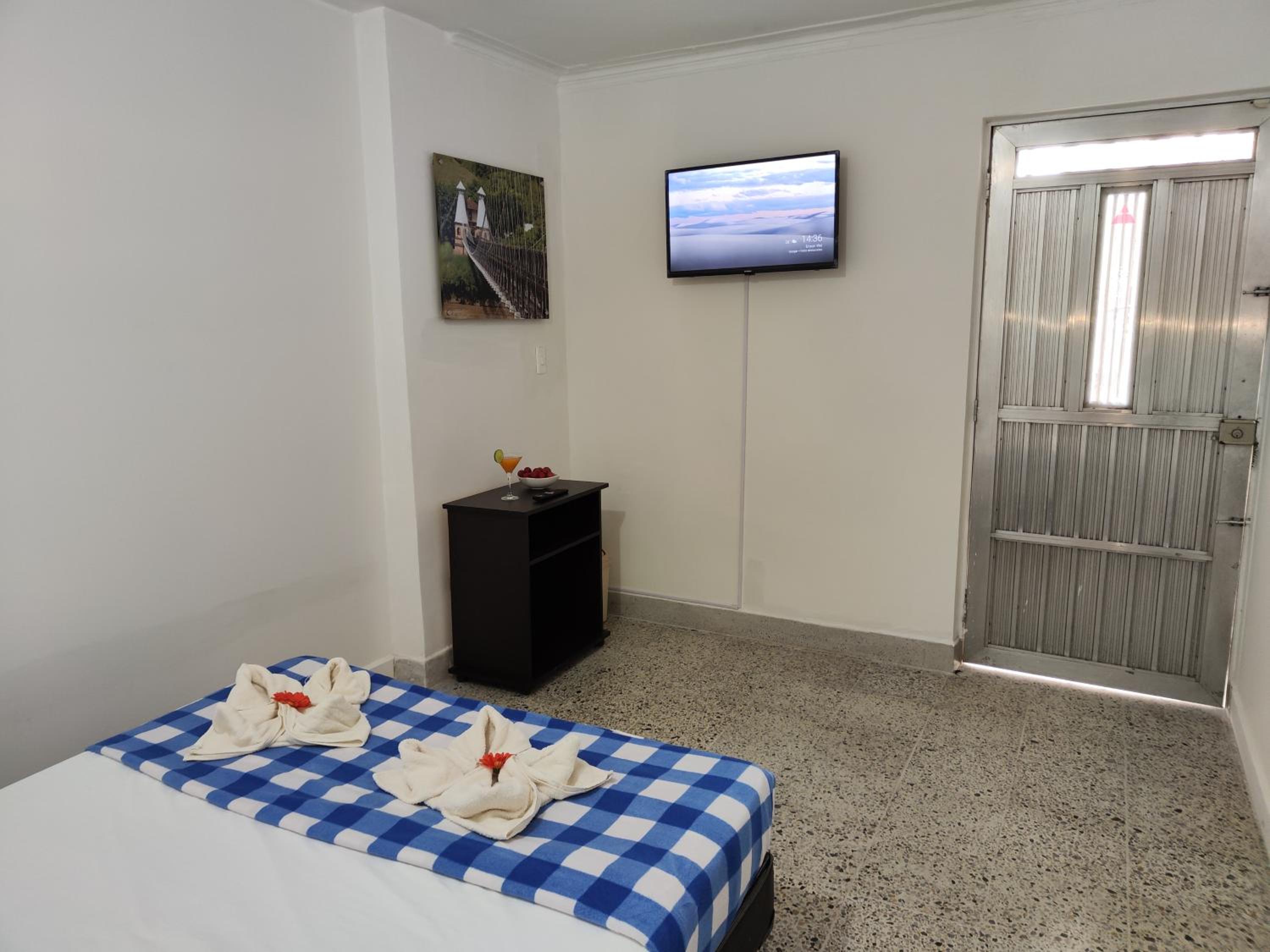 Standard Double Room with Shared Bathroom