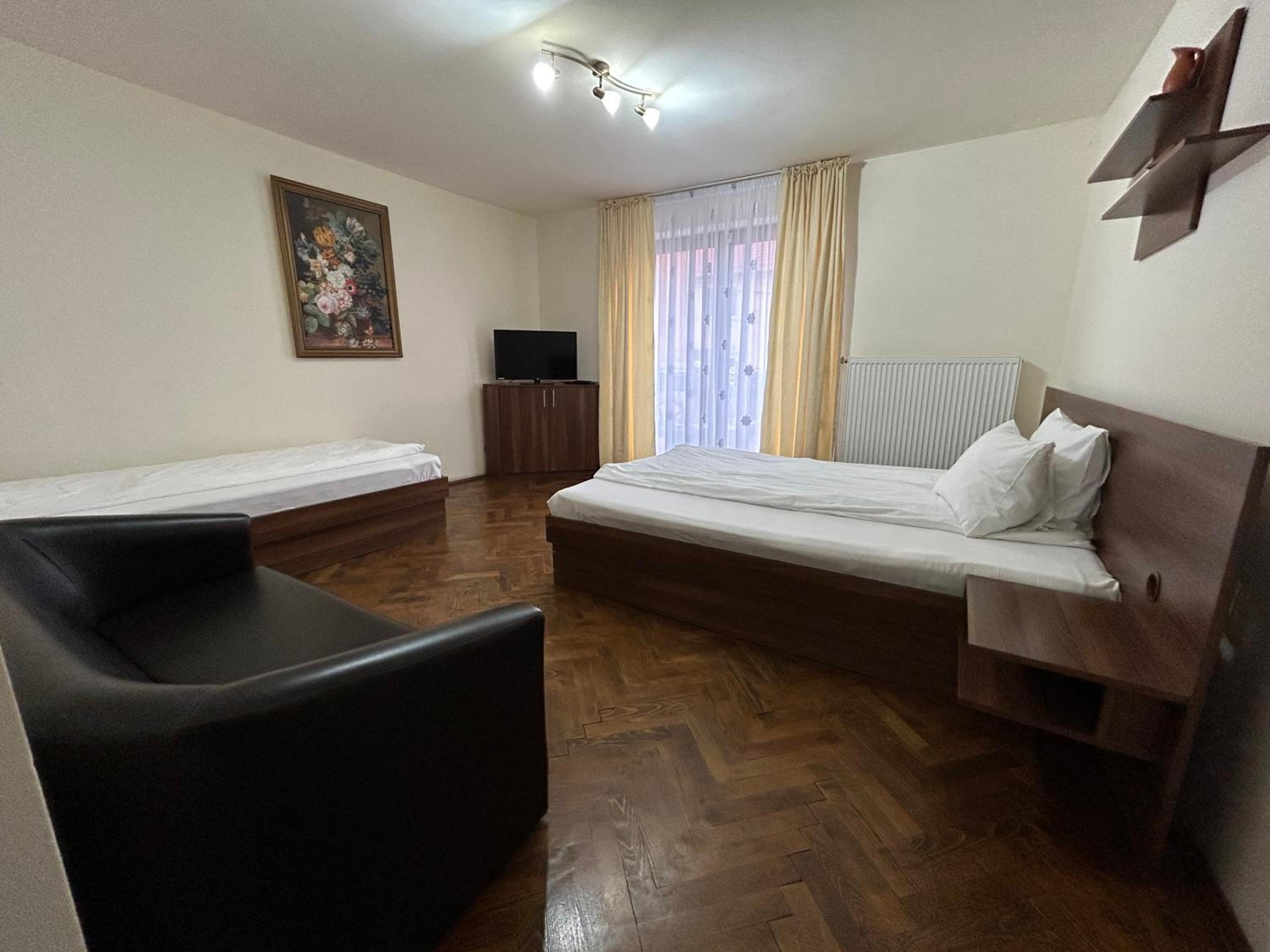 Triple Room - Upper Floor photo 2