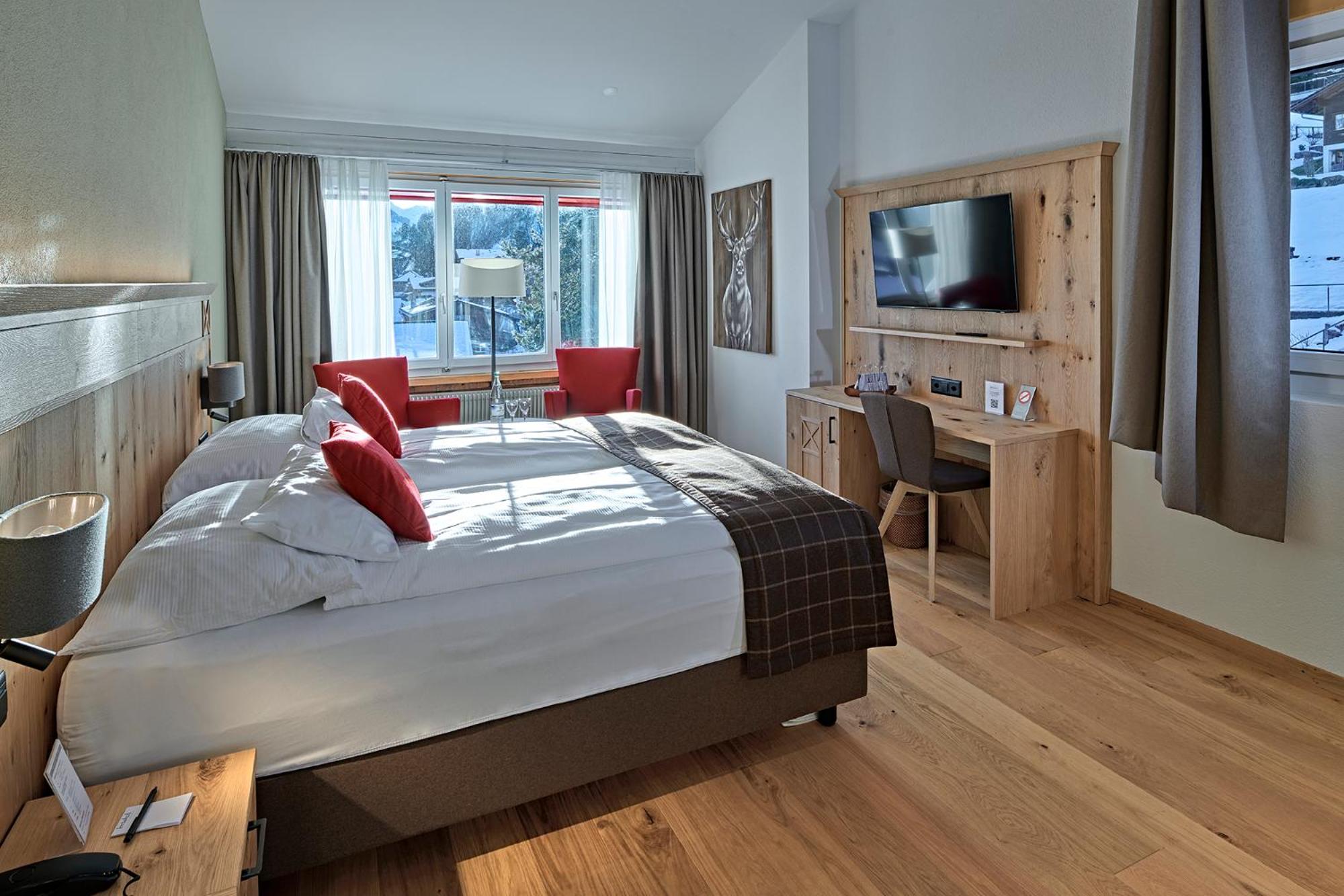 Double Room with Mountain View - South - Photo 1