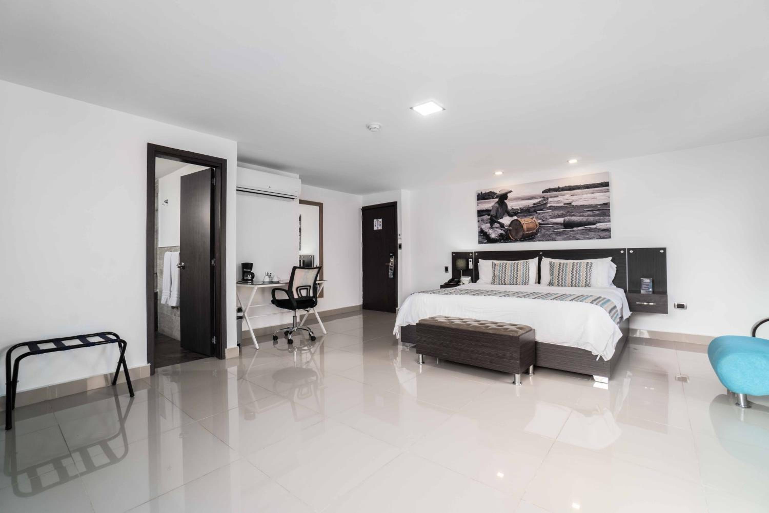 Superior King Room photo 1
