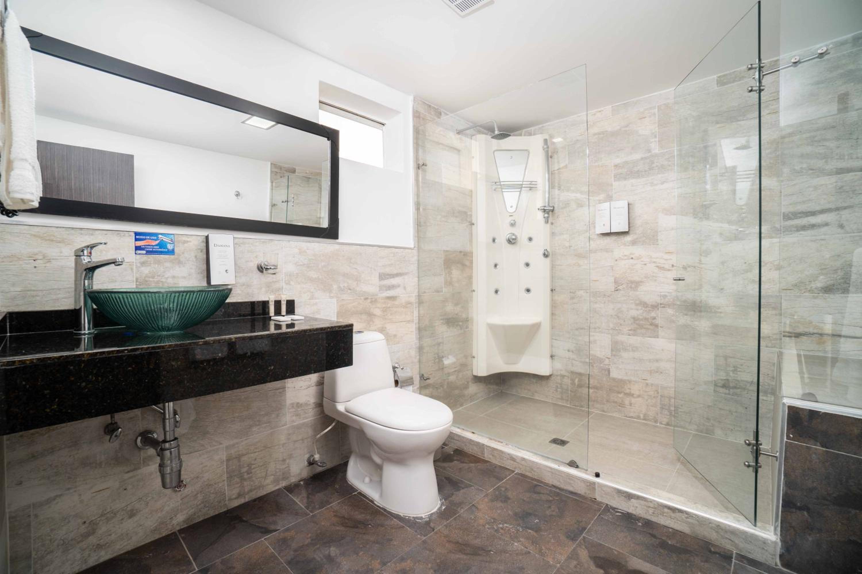 Superior King Room photo 2
