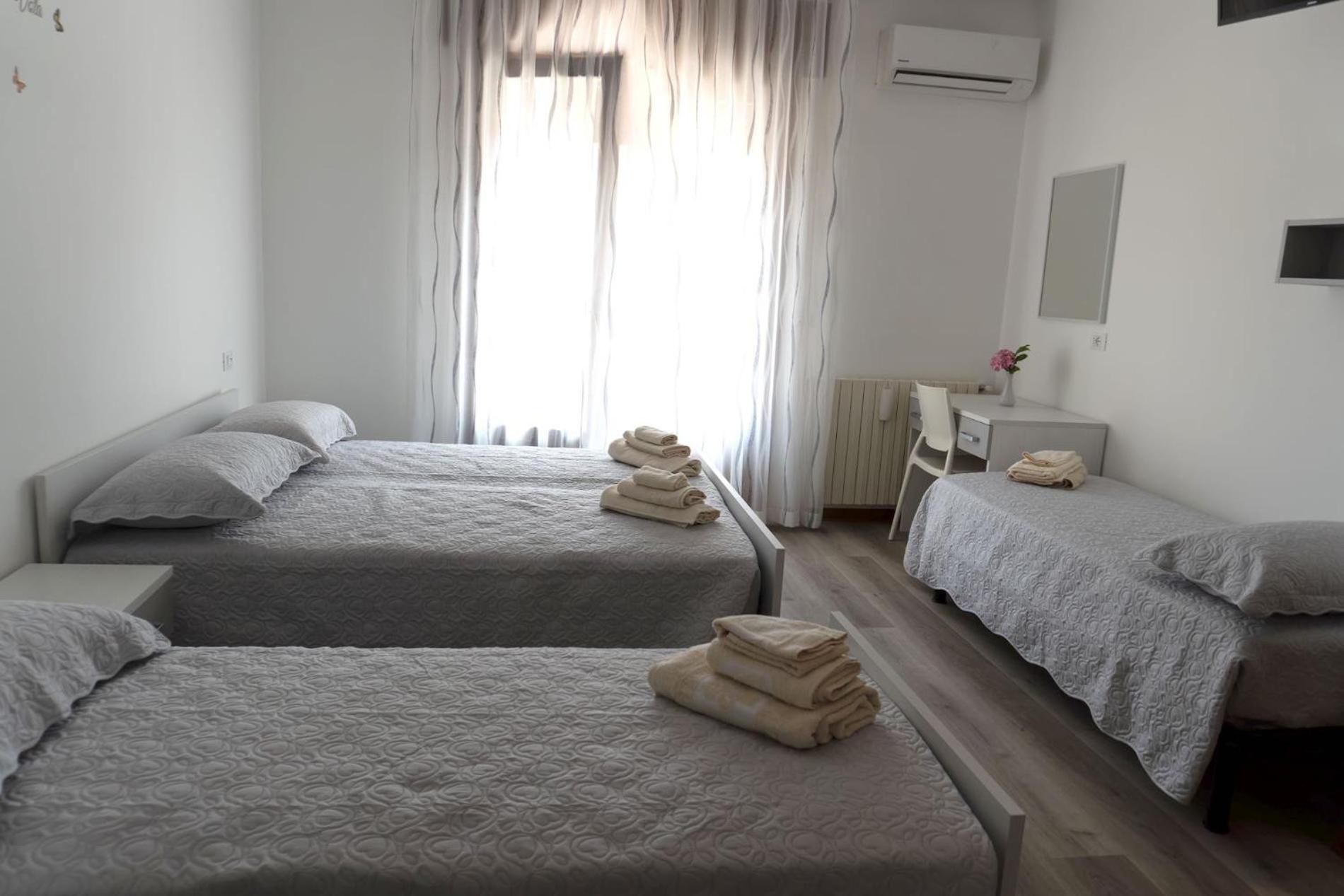 Standard Quadruple Room photo 1