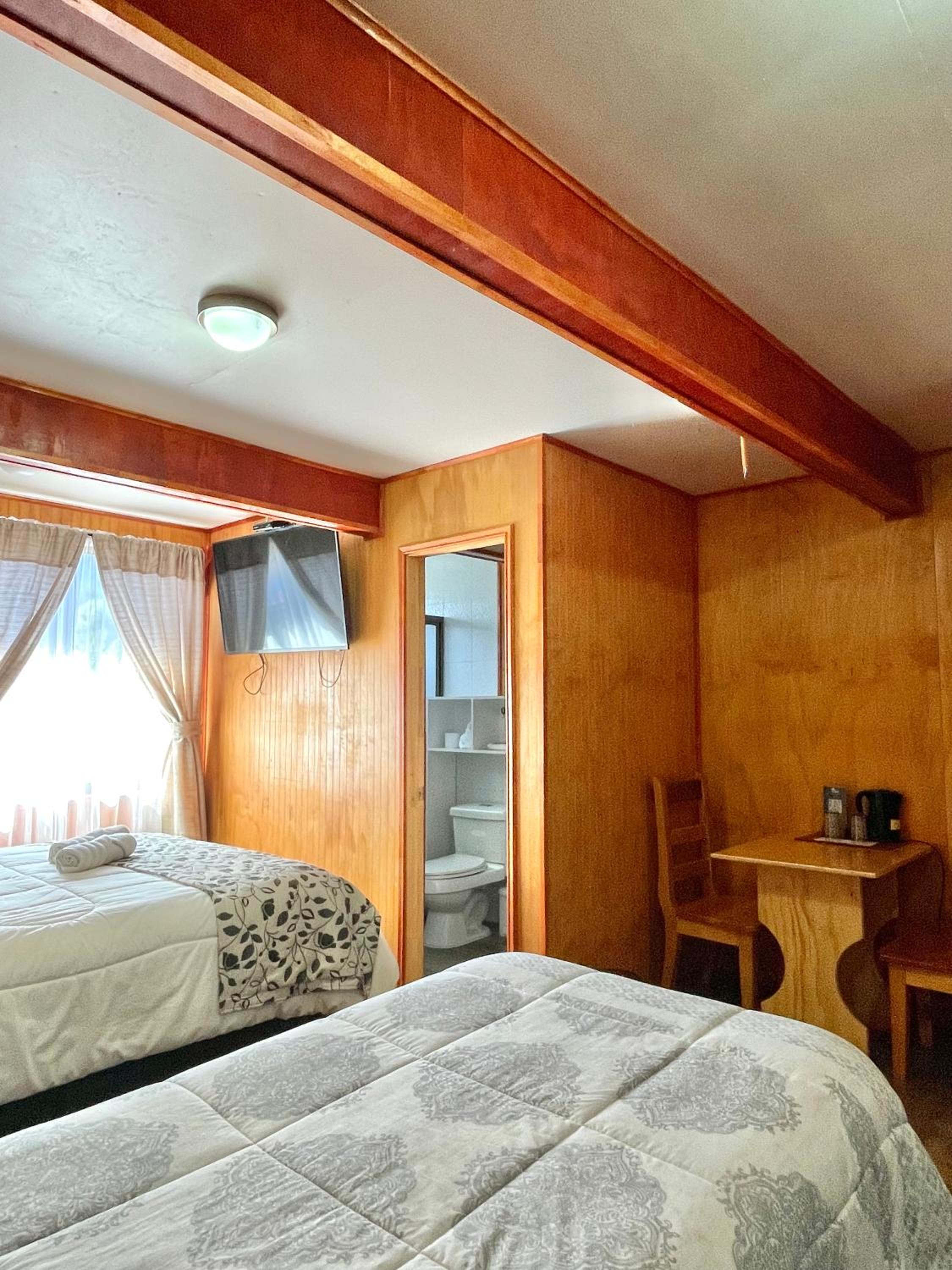 Triple Room with Private Bathroom photo 3