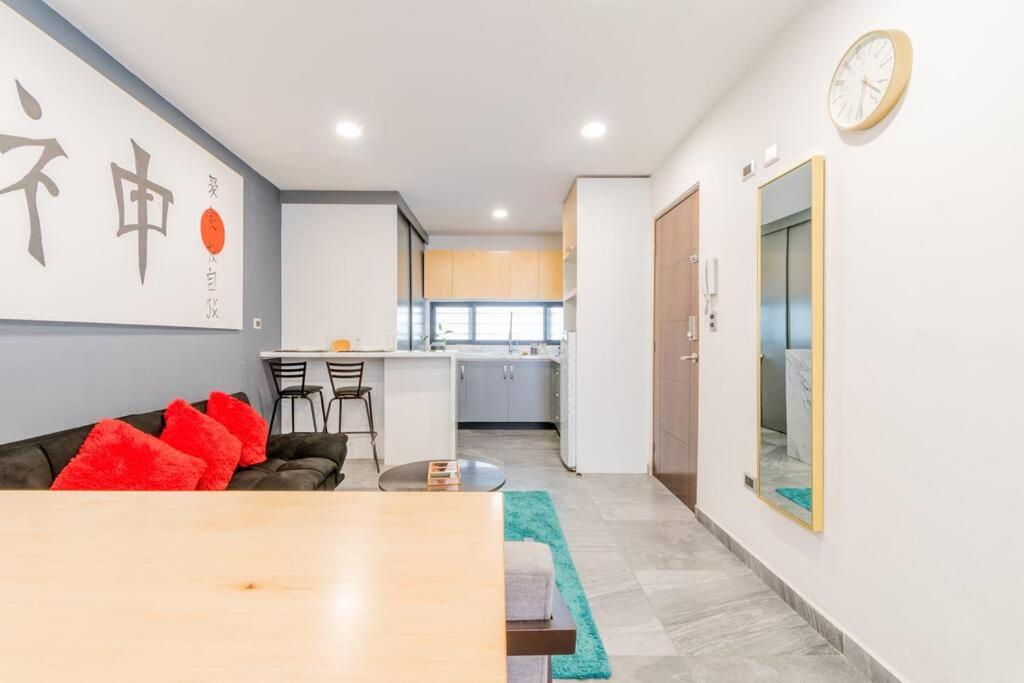 One-Bedroom Apartment photo 3