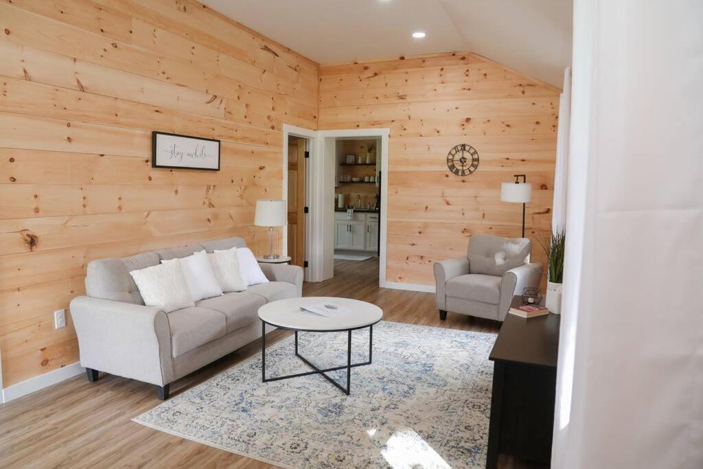 Two-Bedroom Bungalow photo 1