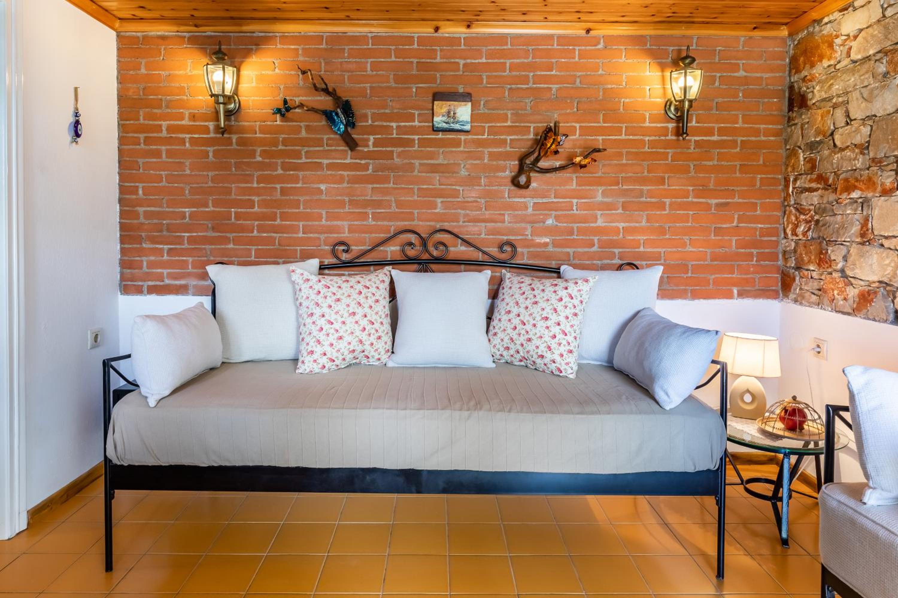 Villa photo 1