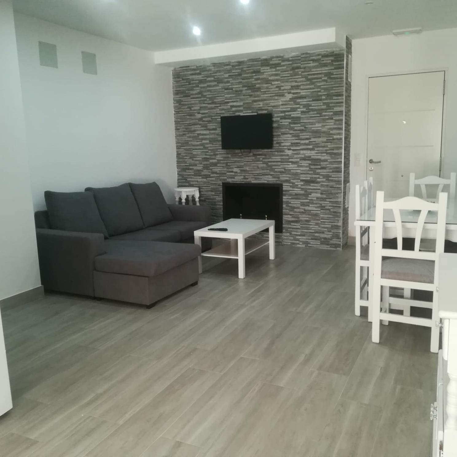 Casa de tres habitaciones