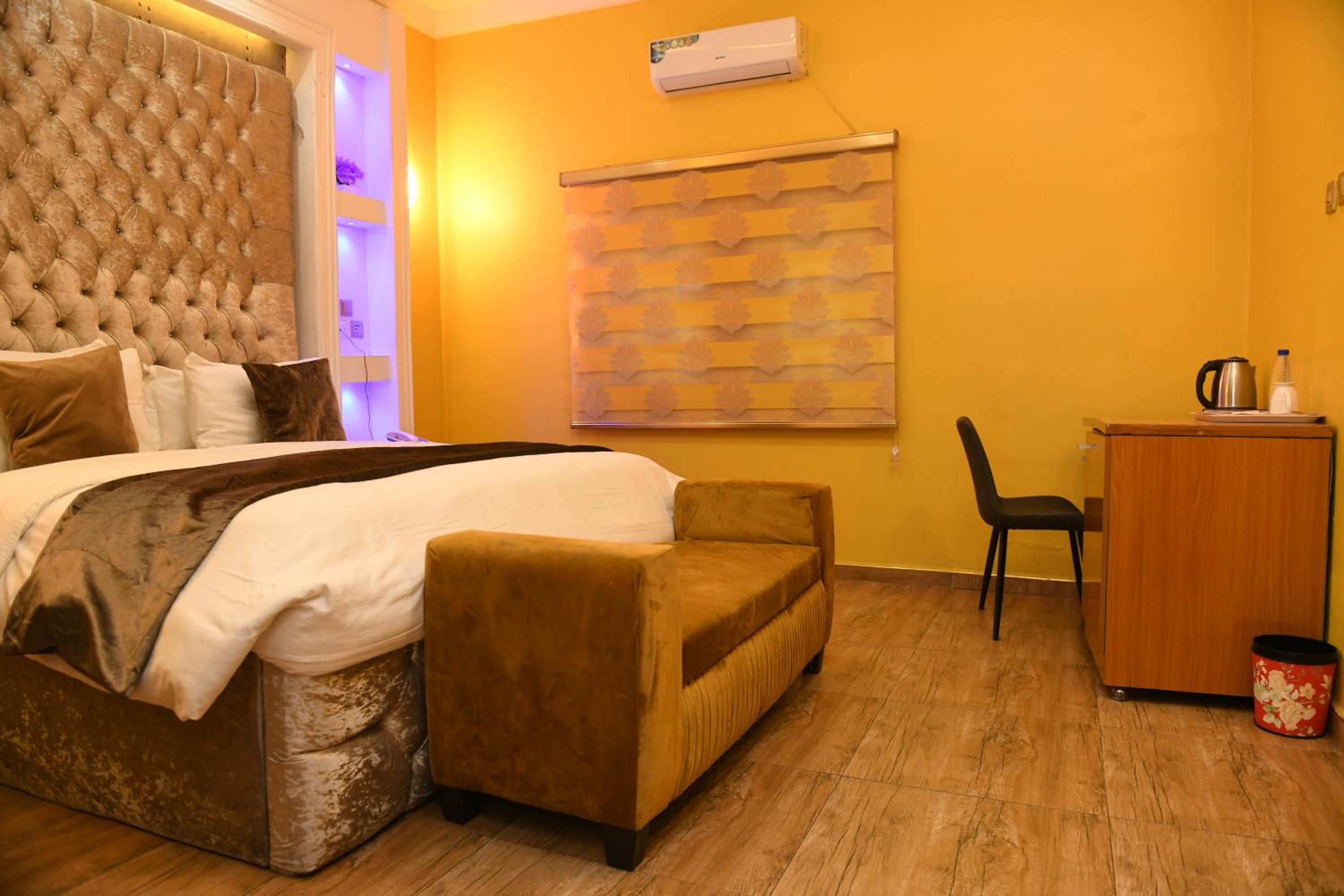 Budget Double Room photo 1