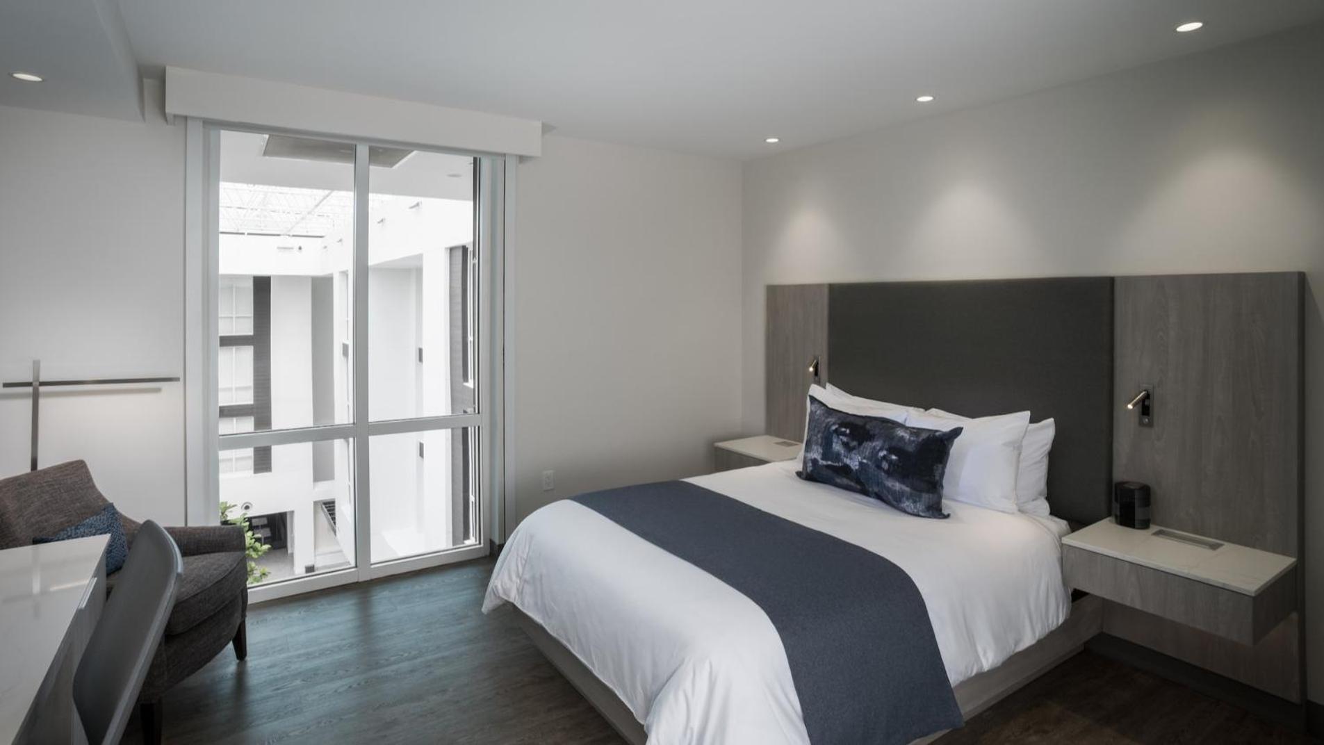 Two-Bedroom Suite photo 1