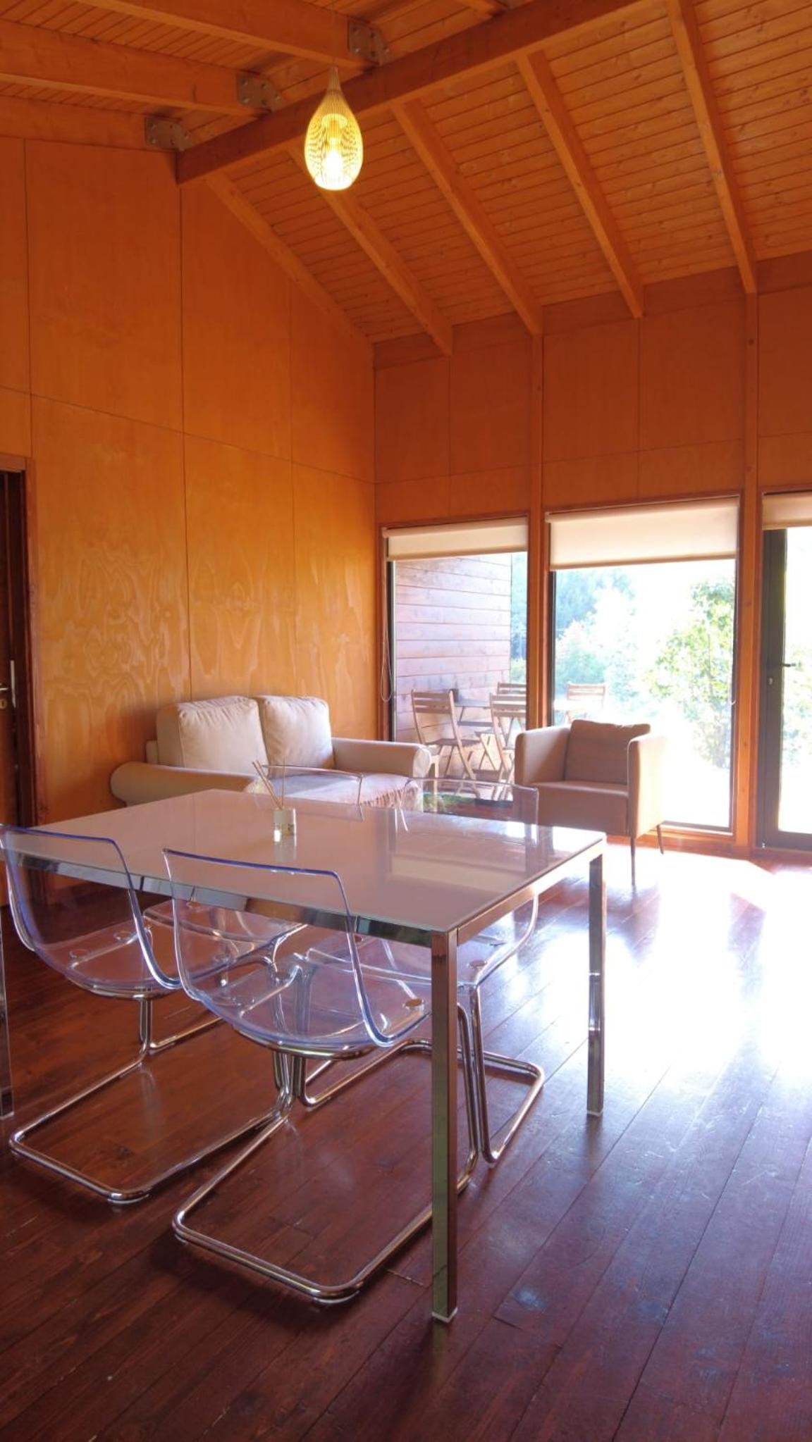 Two-Bedroom Bungalow - Photo 5