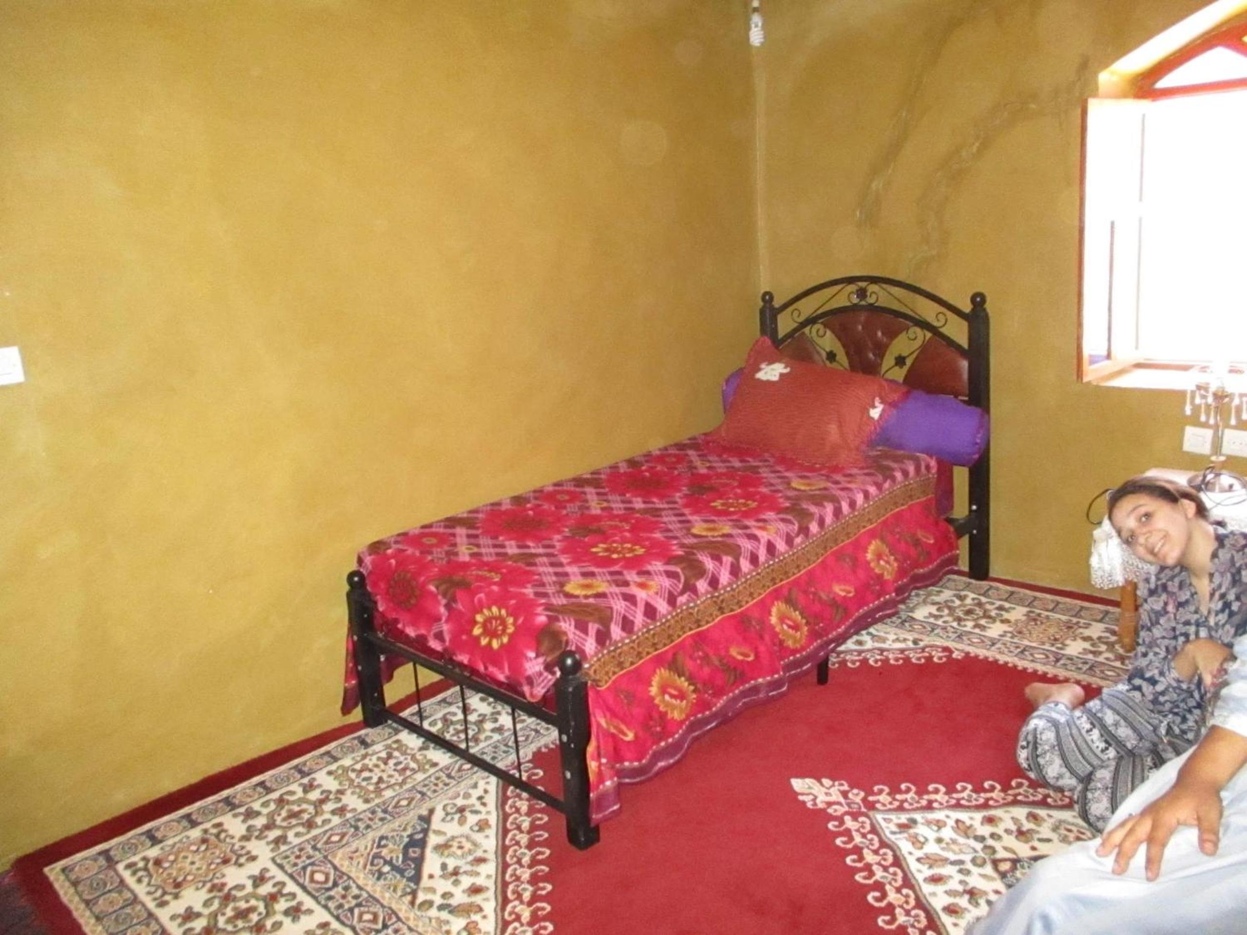 Economy Triple Room photo 1