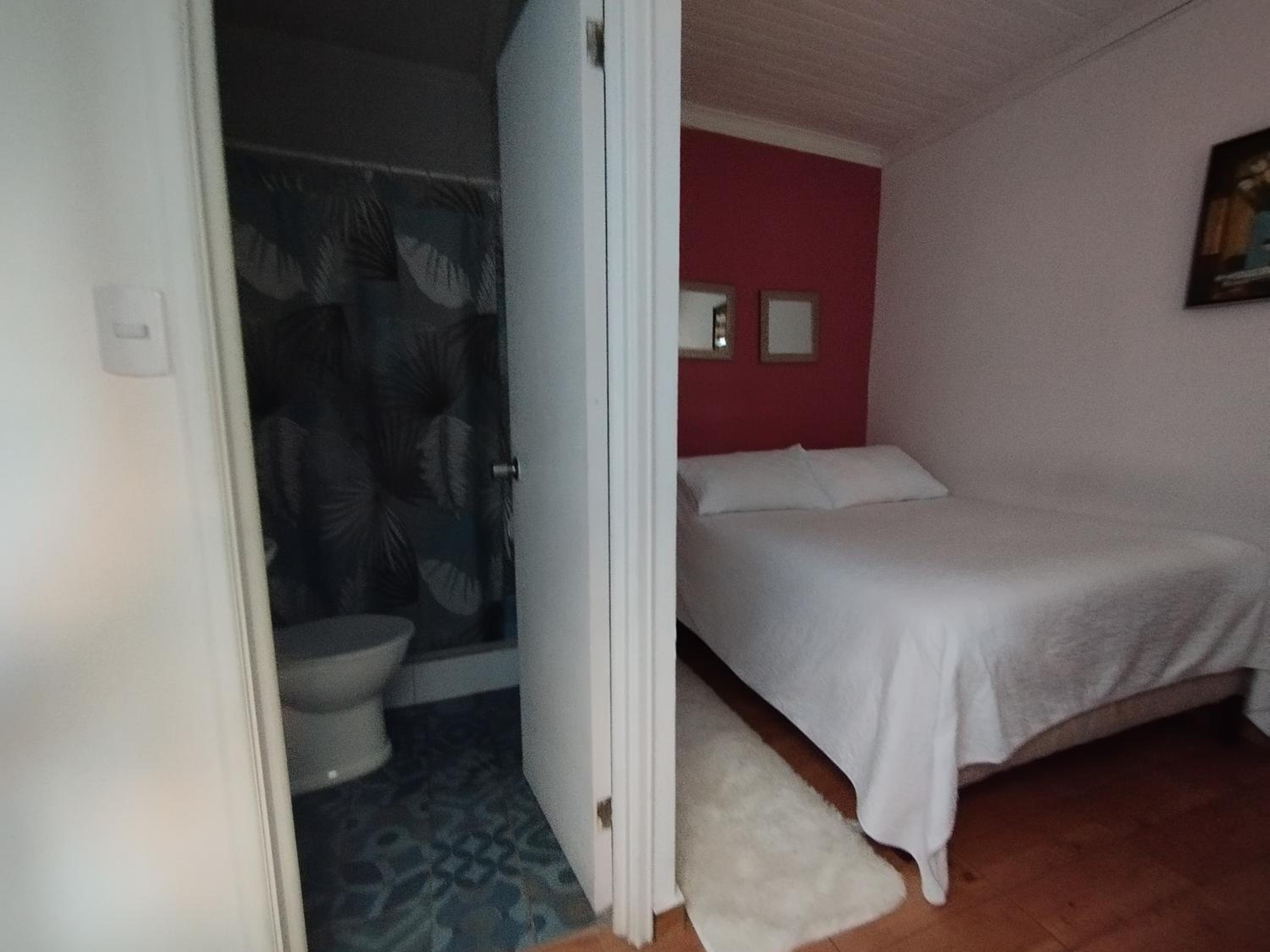 Double Room with Private Bathroom photo 2