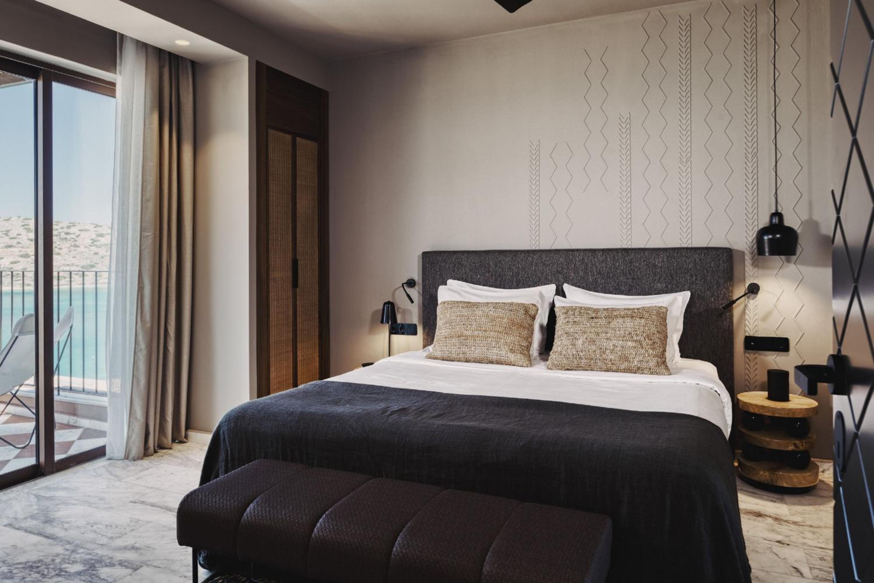 Luxury Two-Bedroom Suite with Sea View