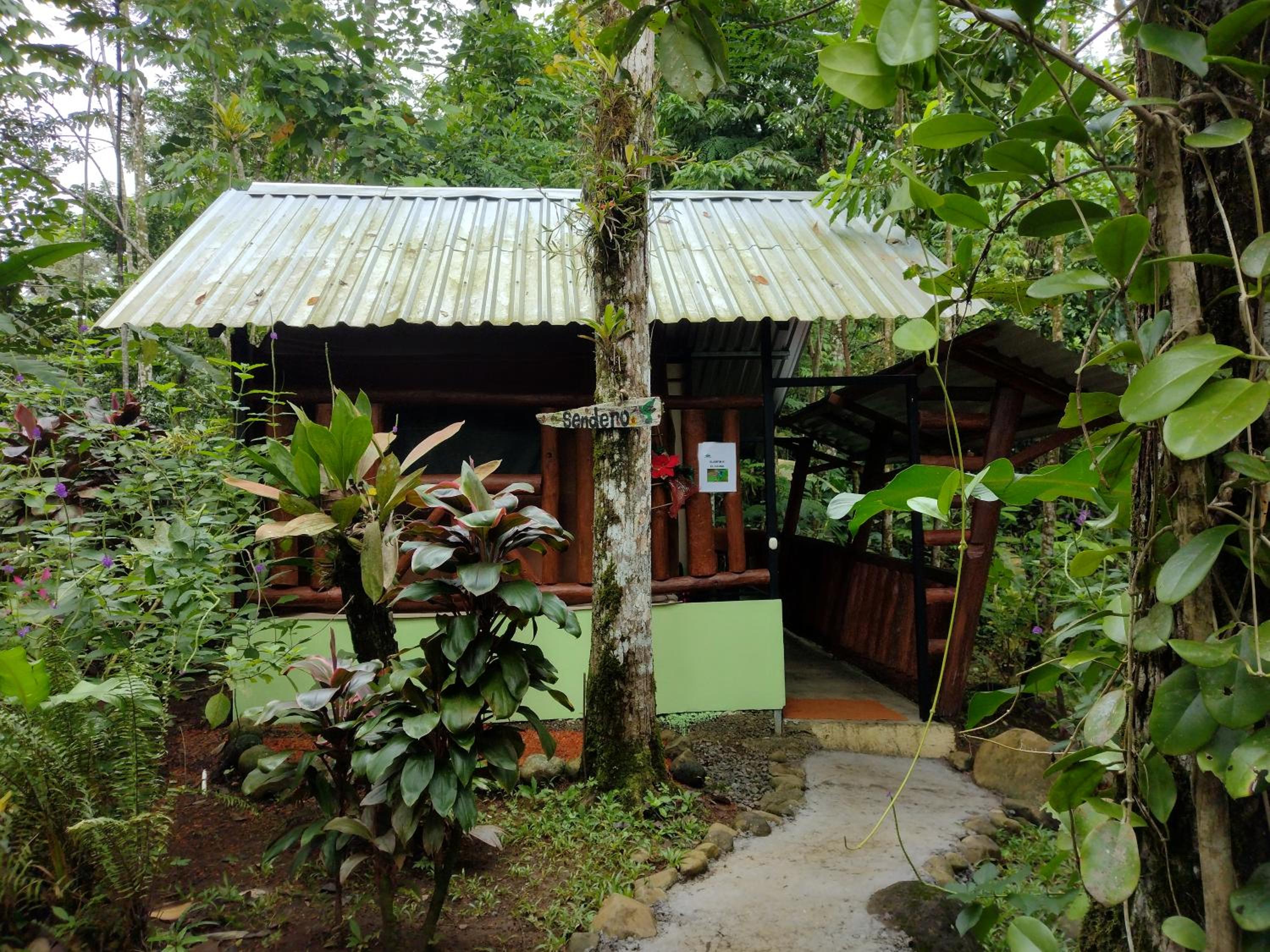 Double Room with Private Bathroom photo 3