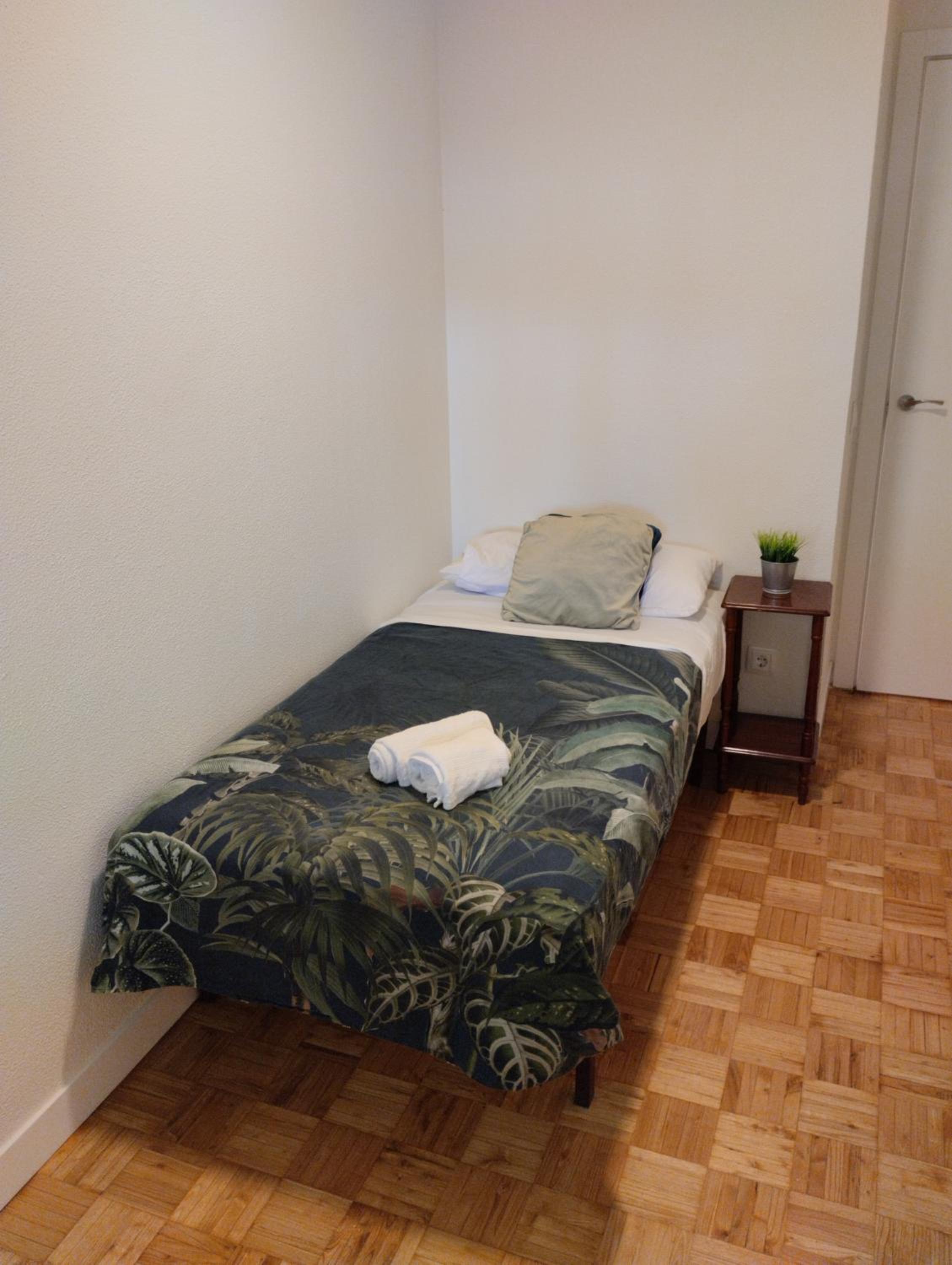 Single Room photo 3