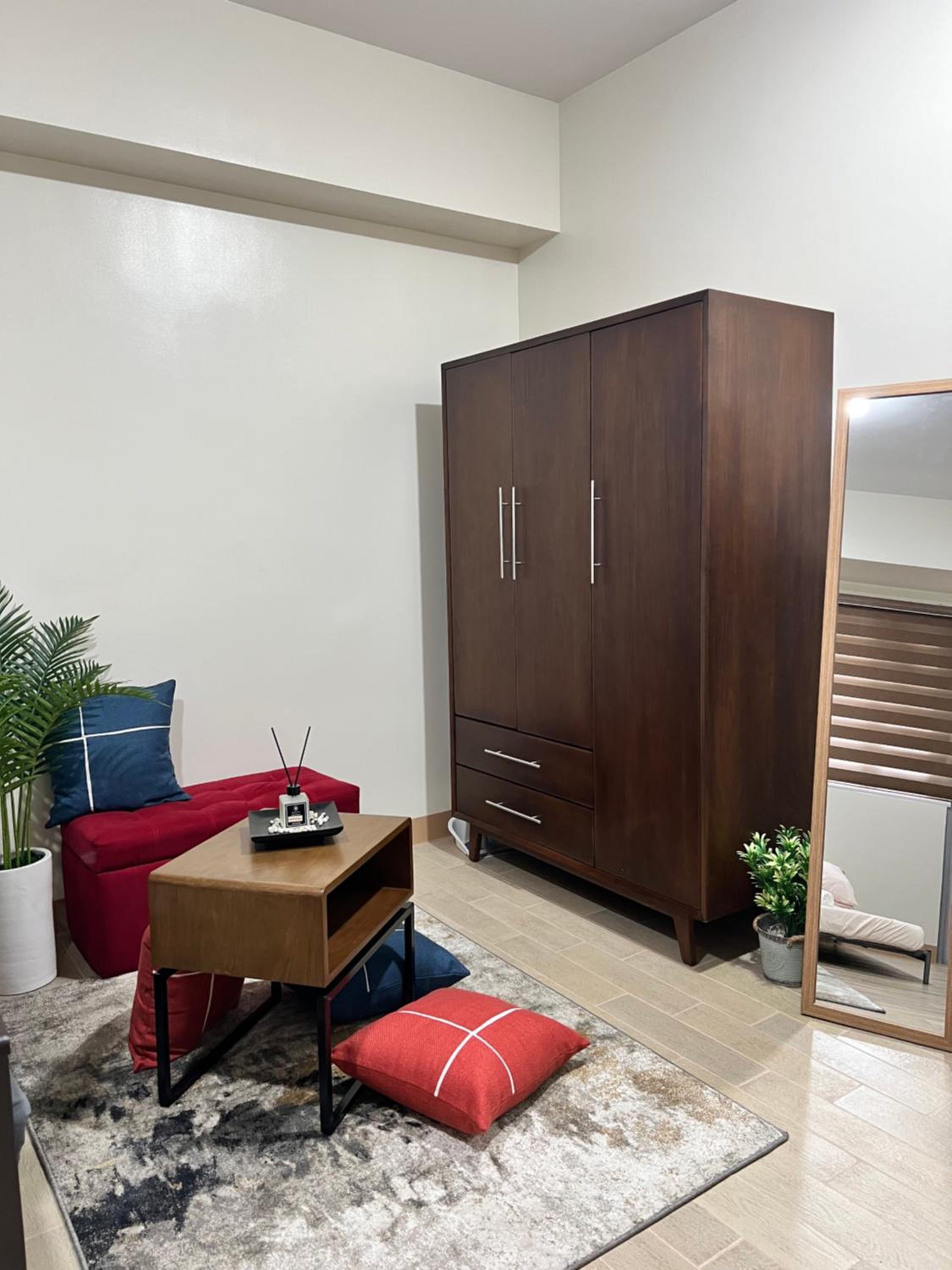 Studio with Garden View