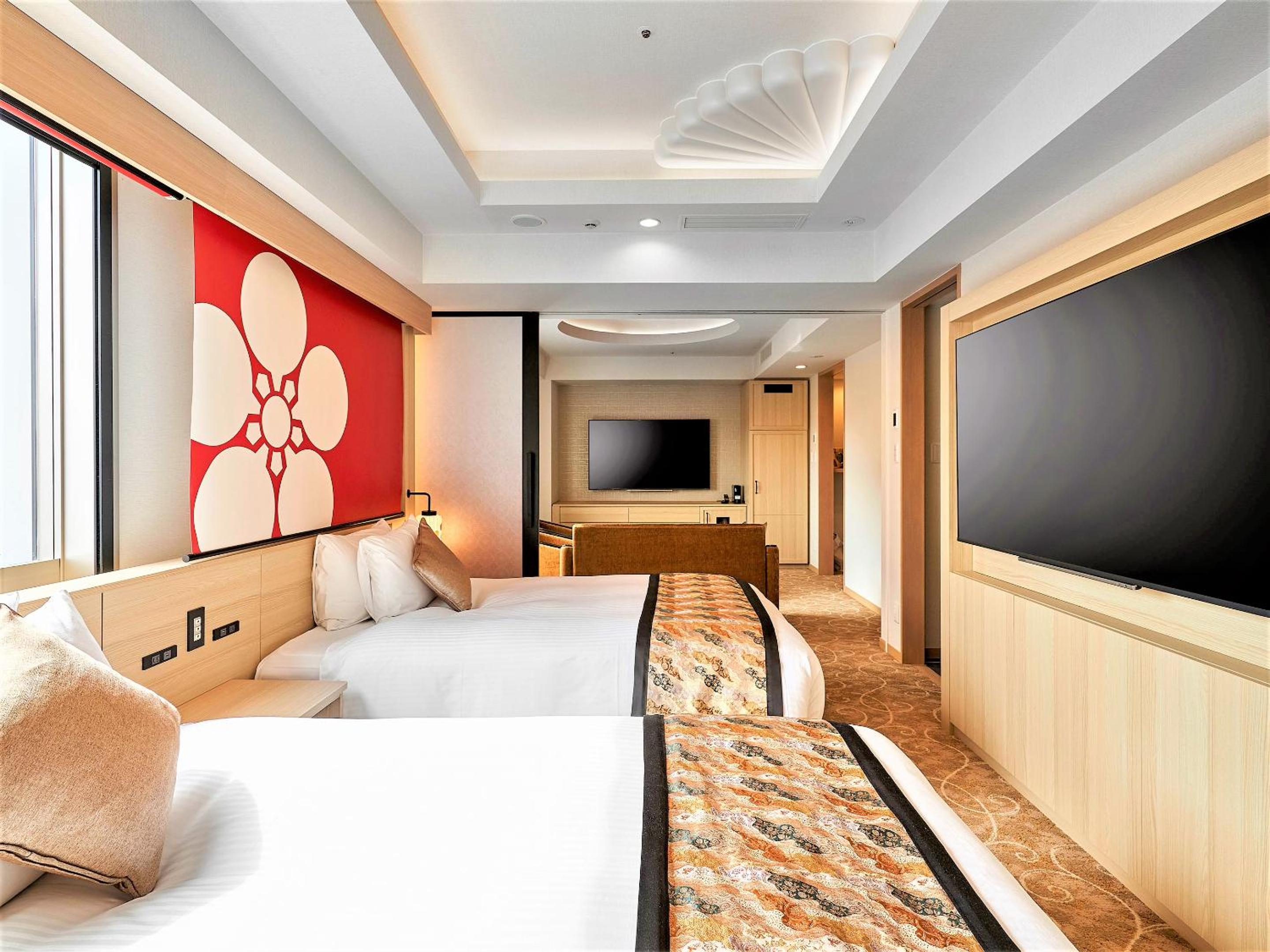 Suite - Non Smoking - Photo 13