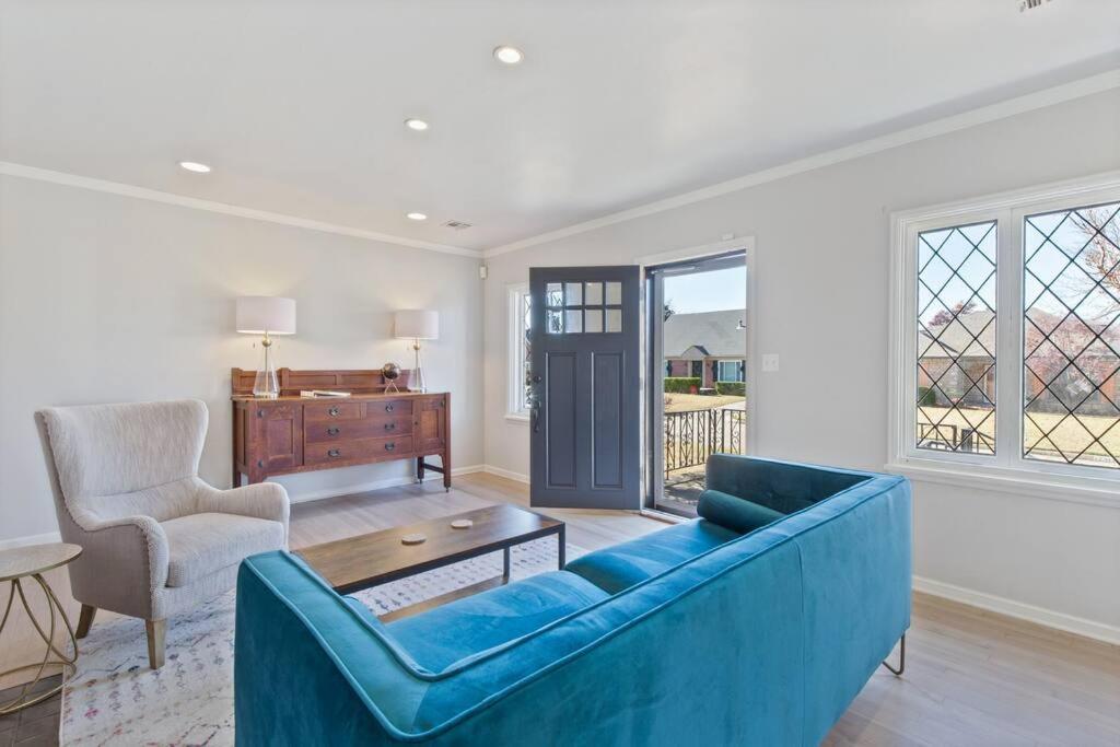 Two-Bedroom House photo 1