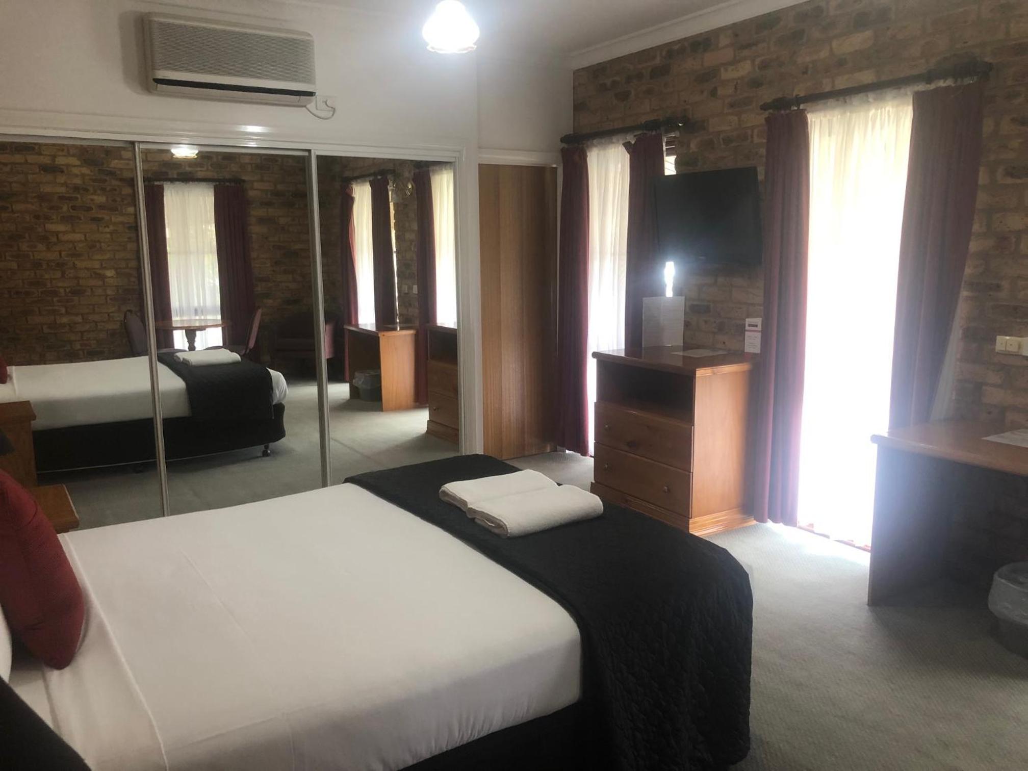 Classic Room - Photo 2
