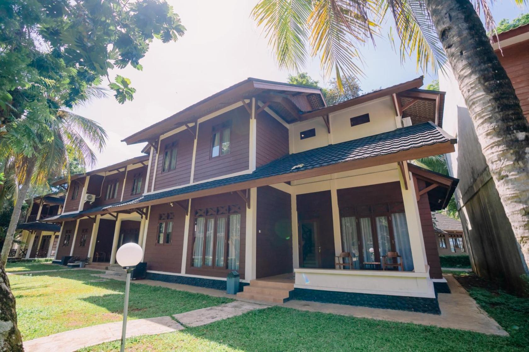 Villa - Photo 2