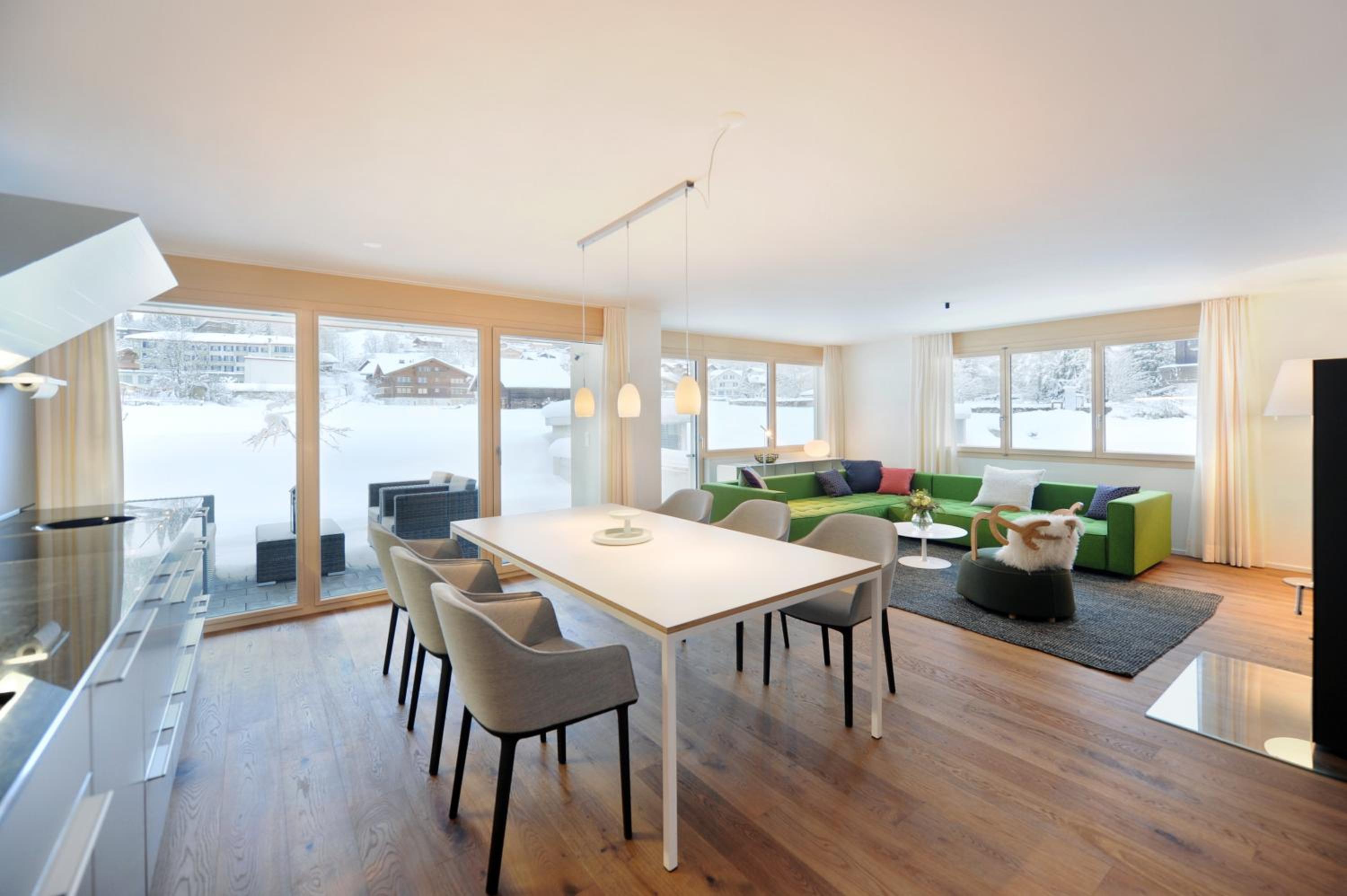 Two-Bedroom Apartment with Terrace - Kronenmatte 12C