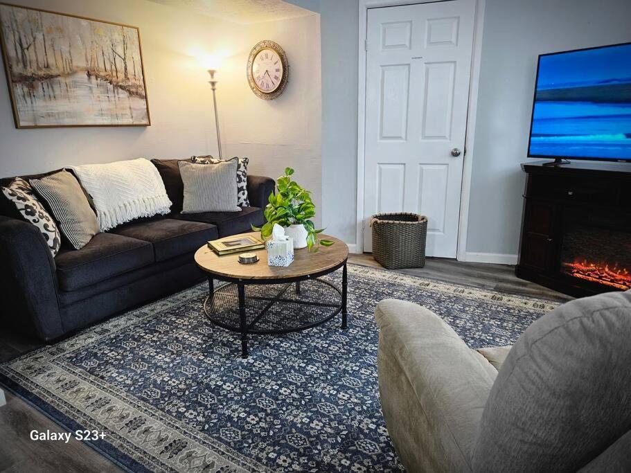 Two-Bedroom Apartment photo 1