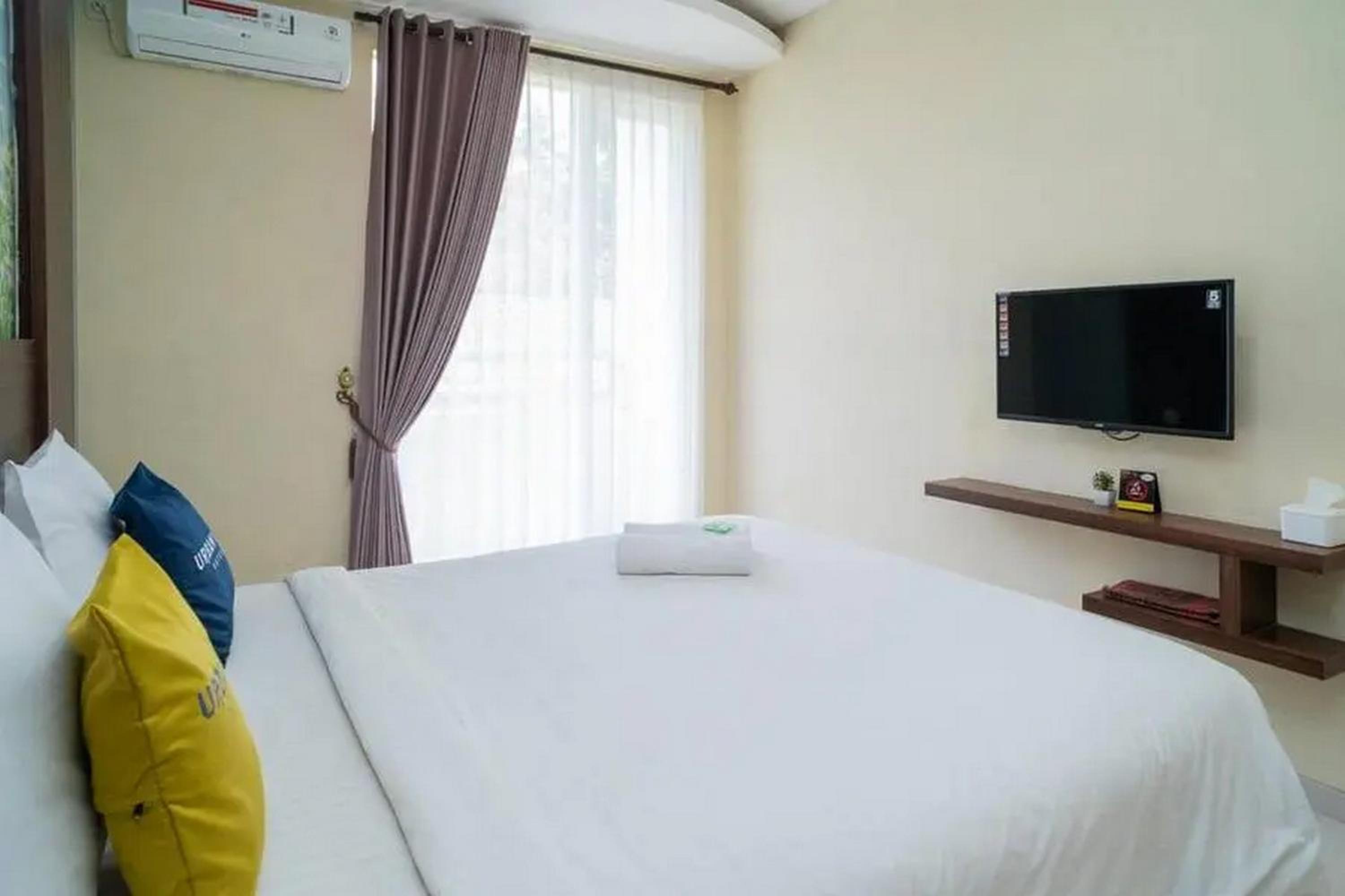 Deluxe Room - Photo 1