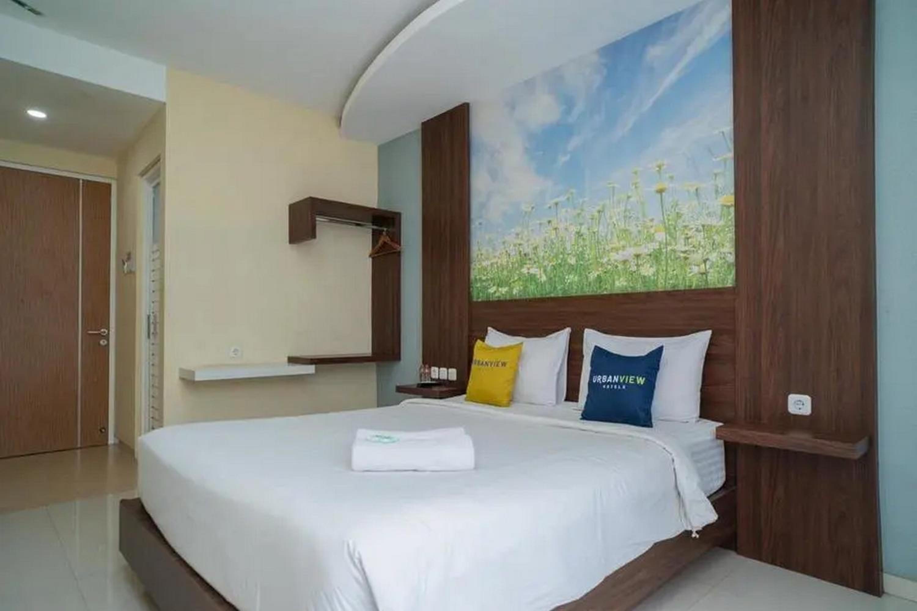 Deluxe Room - Photo 5