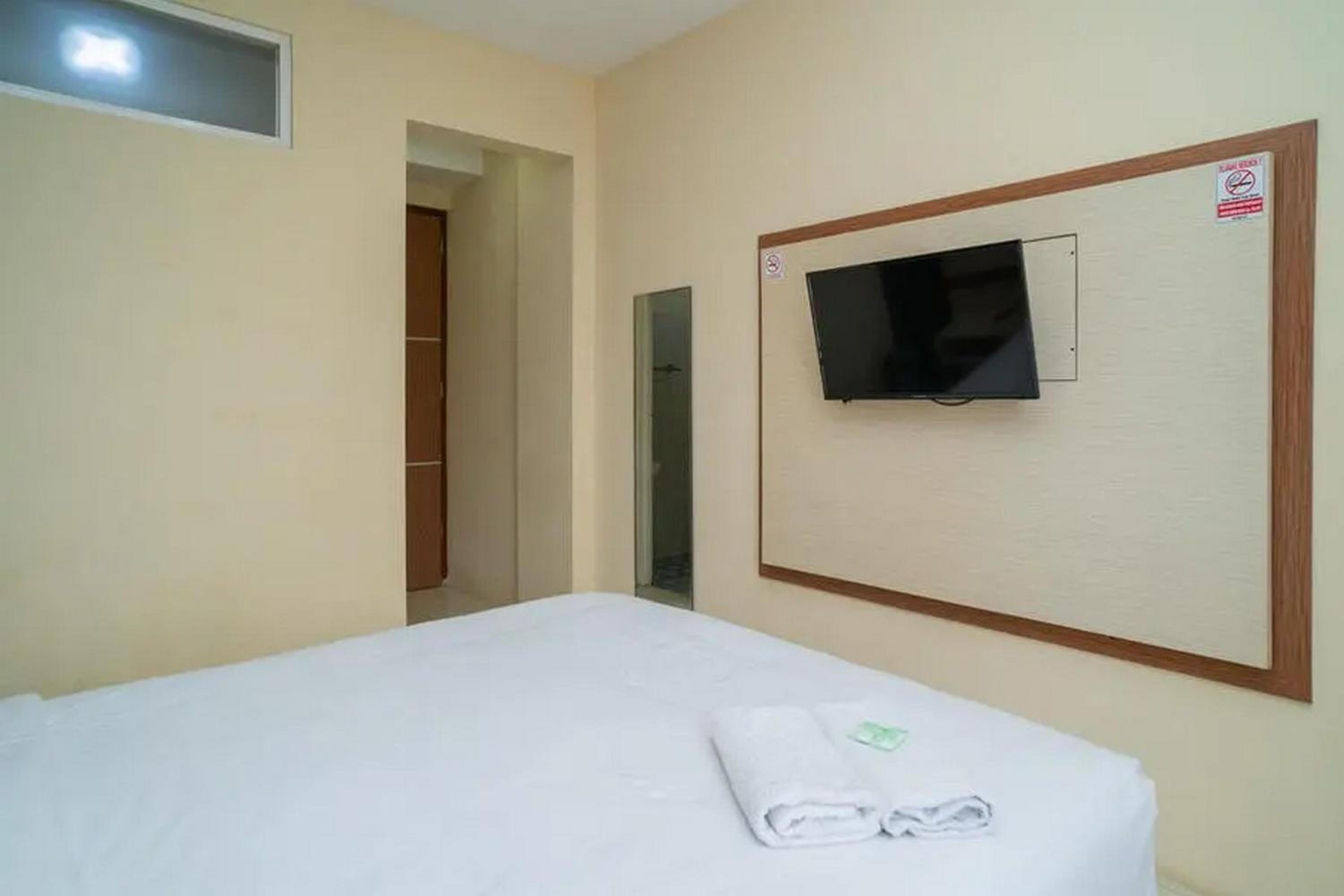 Standard Double Room - Photo 7