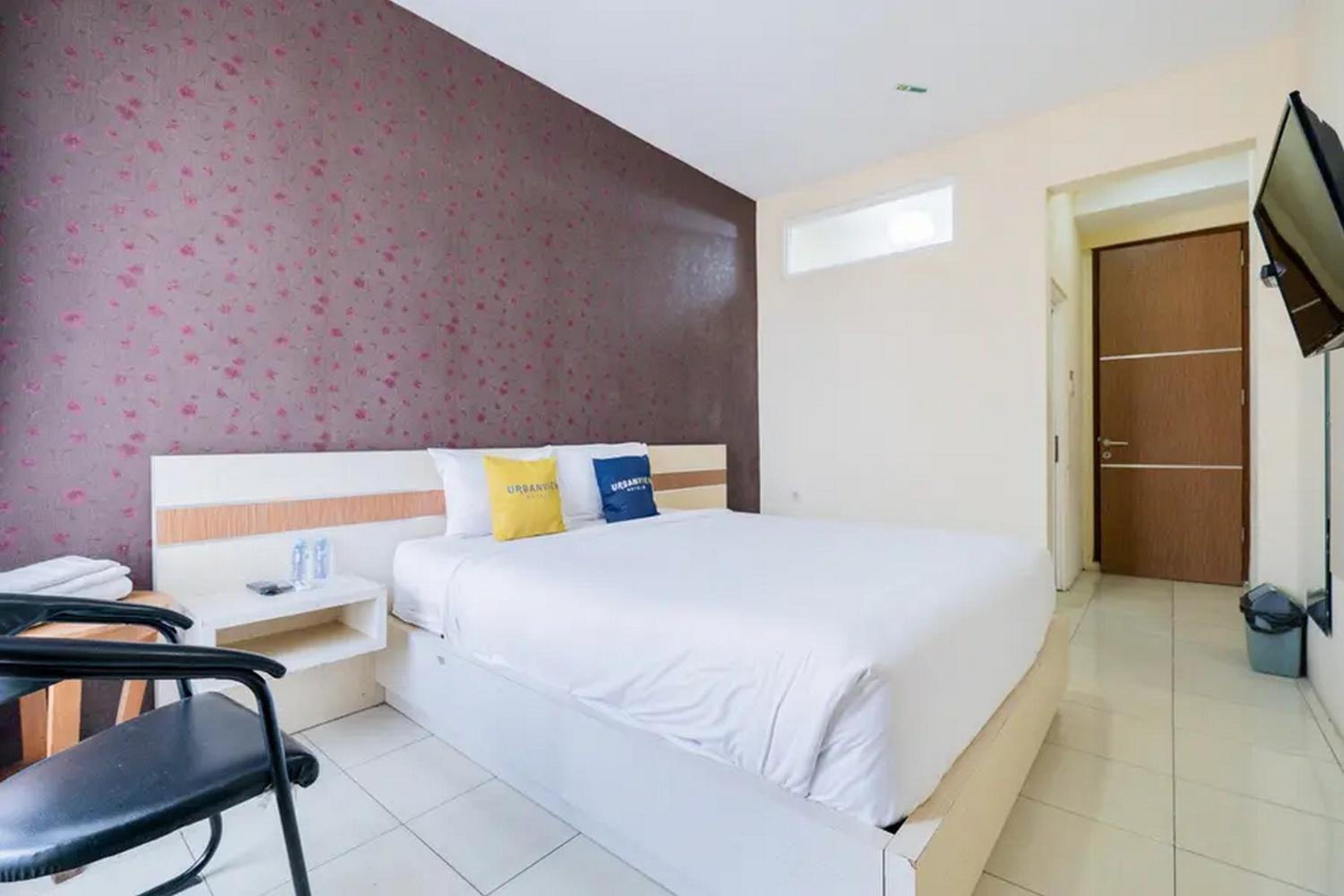 Standard Double Room - Photo 15