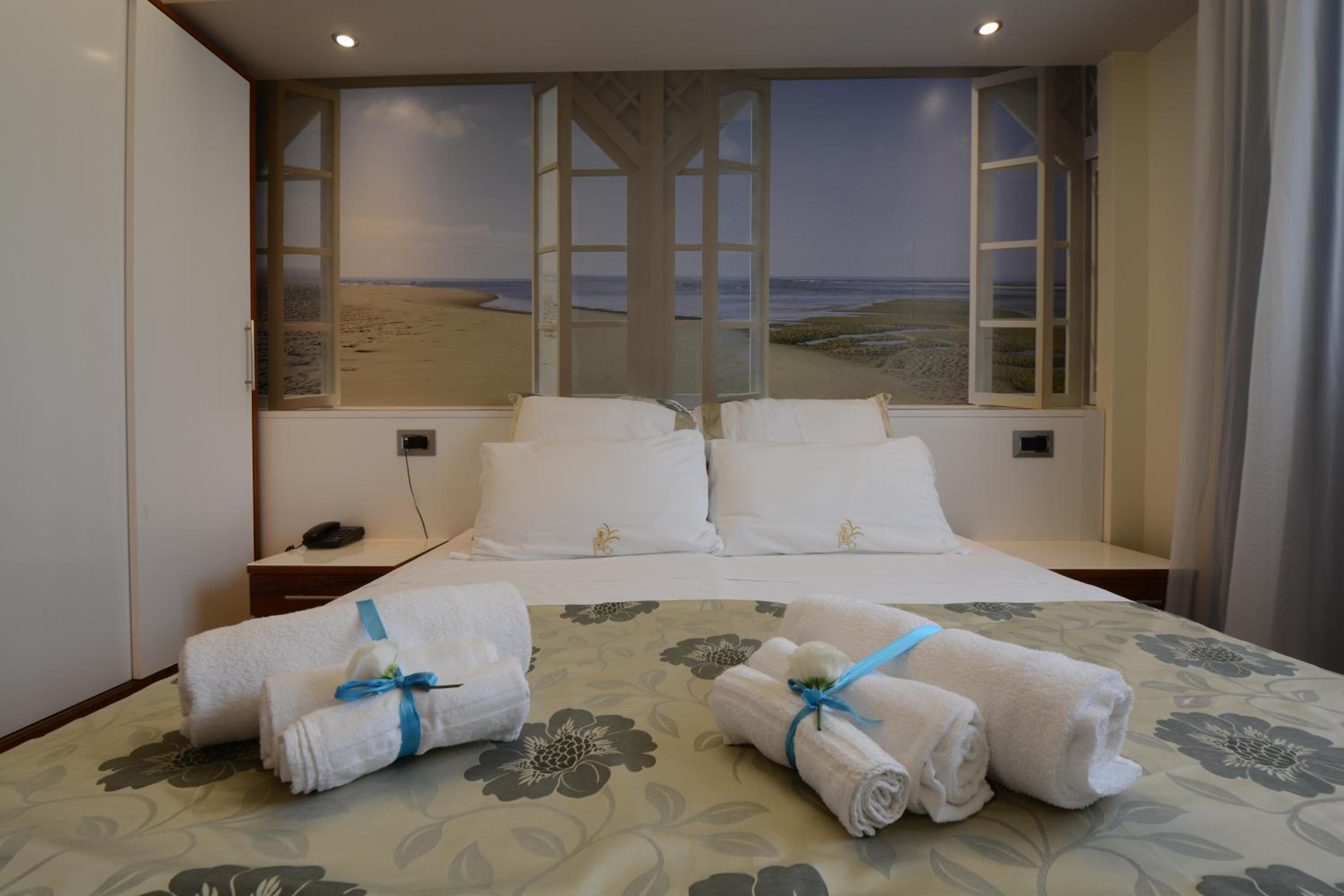 Double or Twin Room photo 2