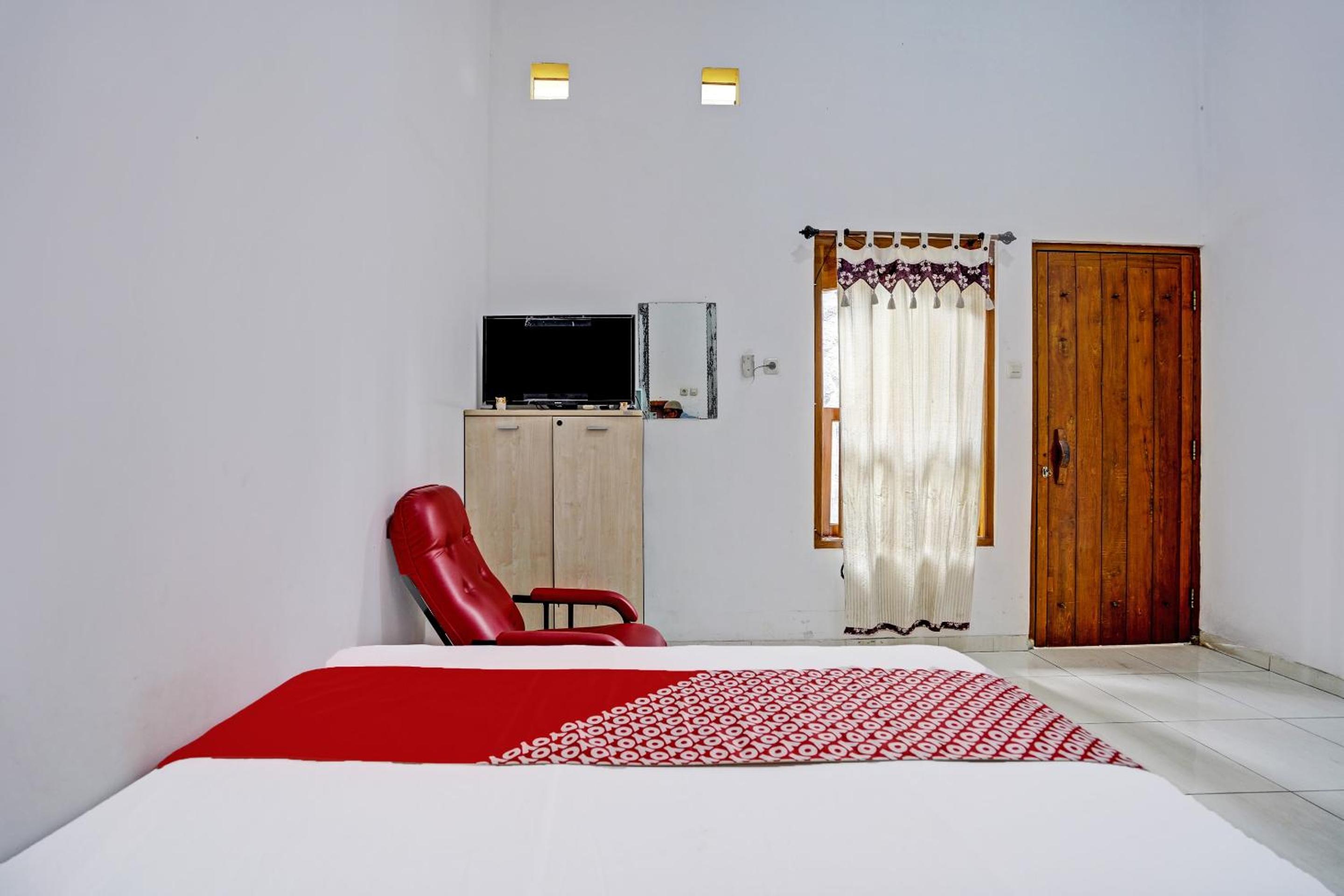 Standard Double Room photo 3