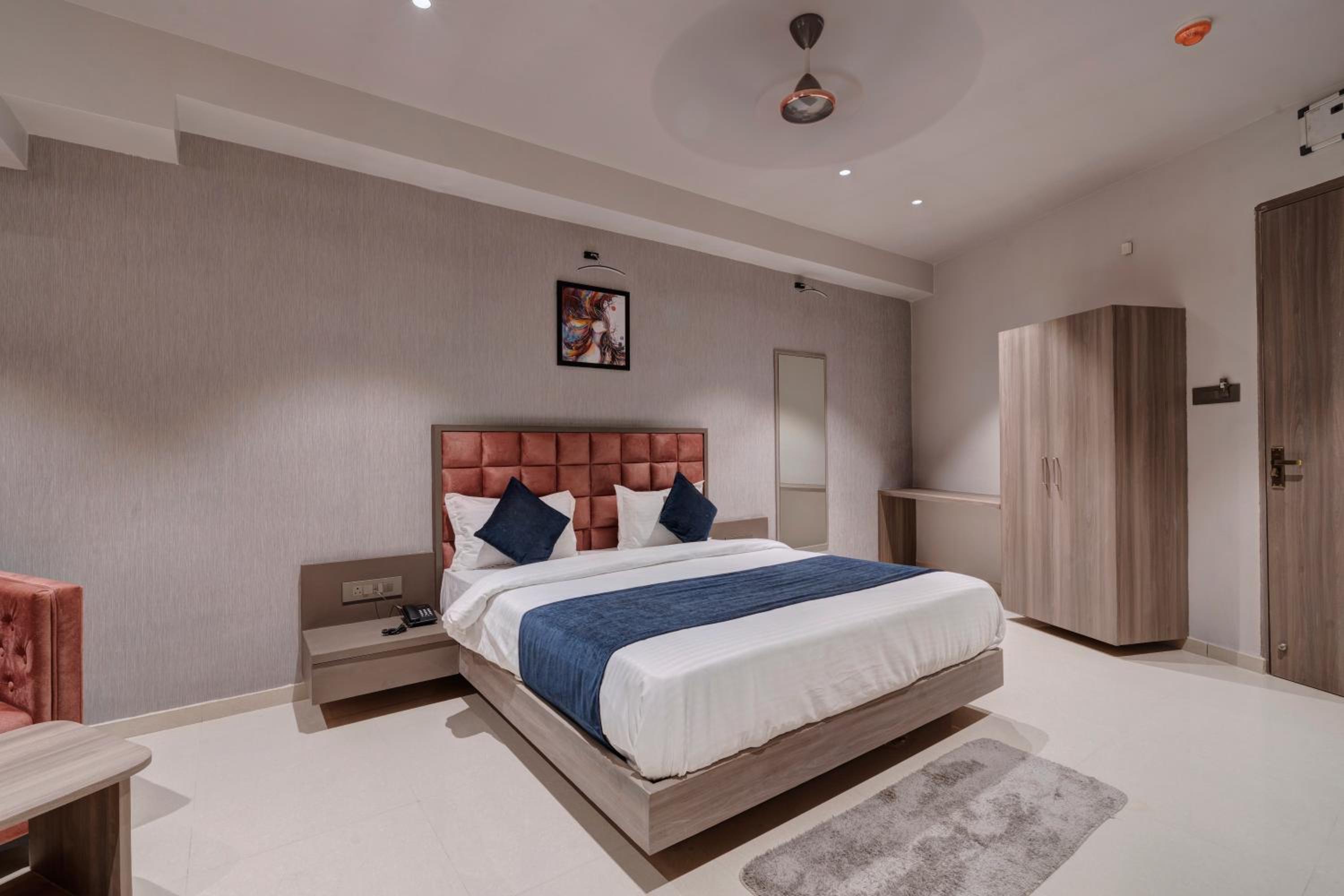 Superior Double Room photo 2
