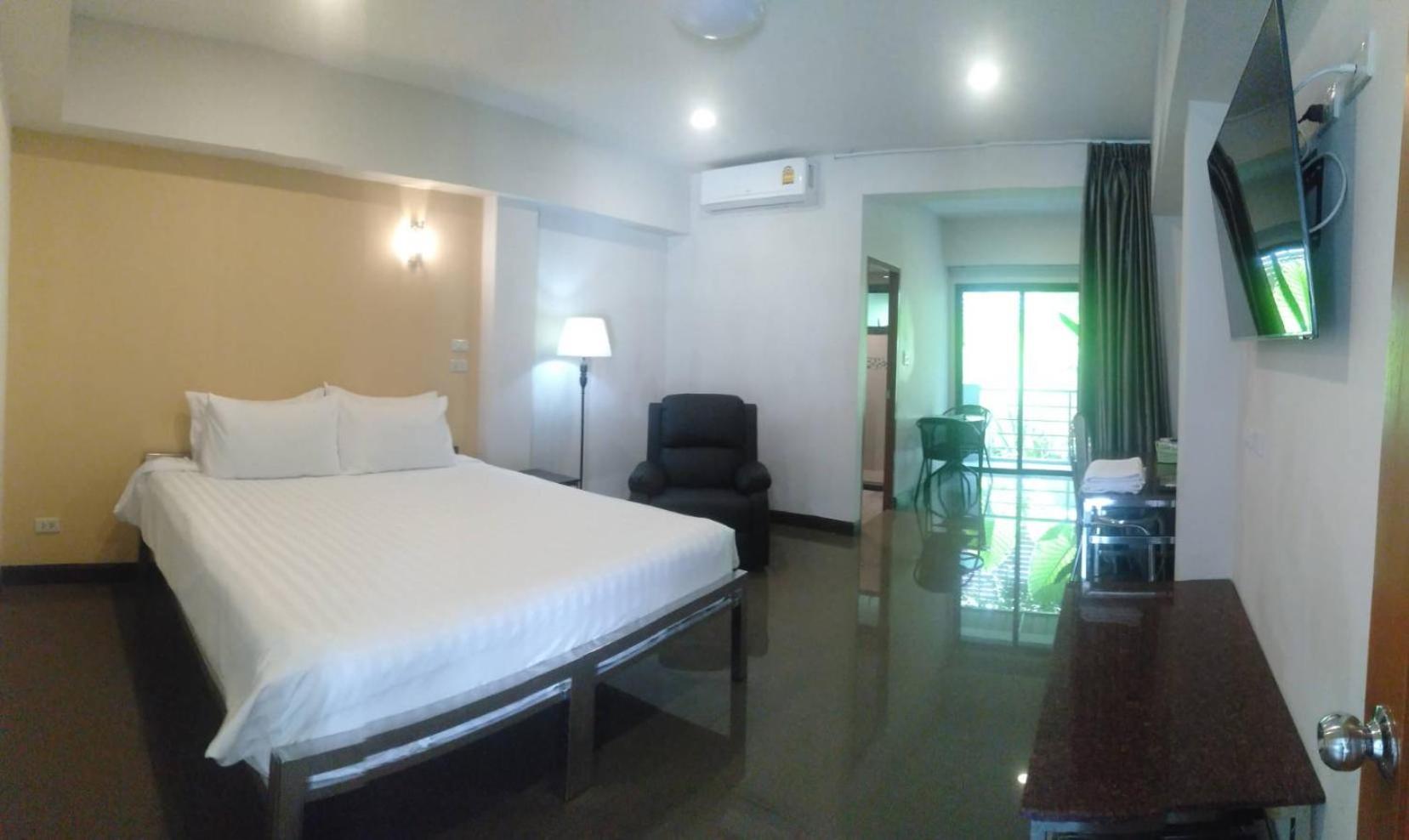 Double or Twin Room - Photo 3