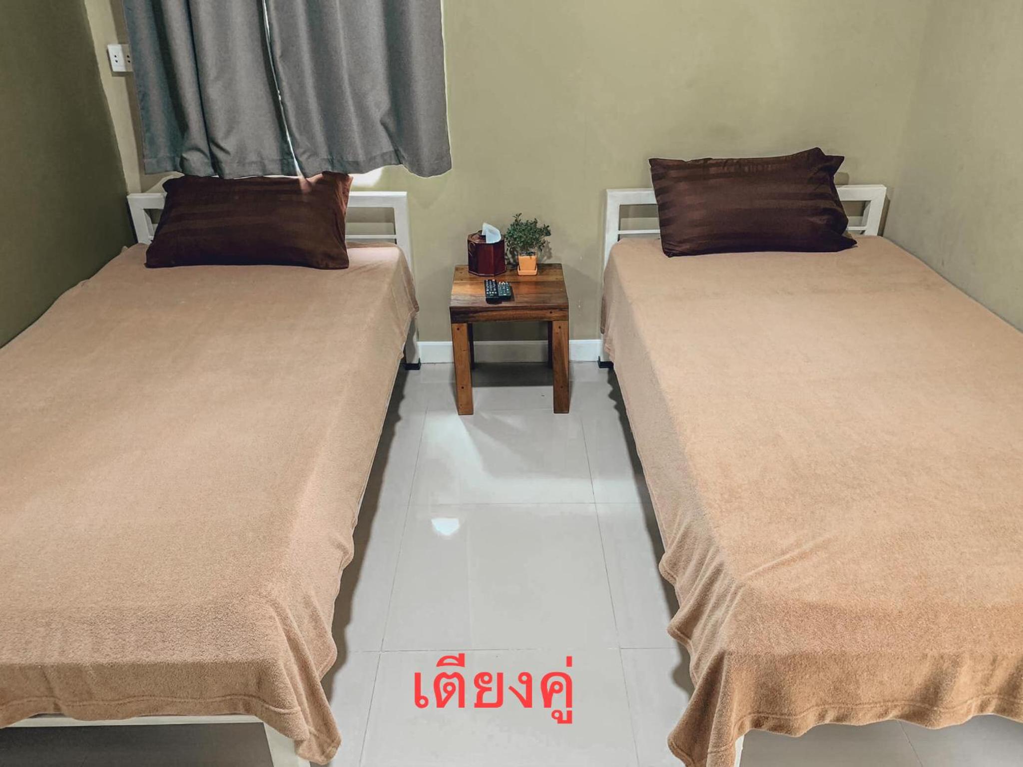 Standard Twin Room - Photo 1