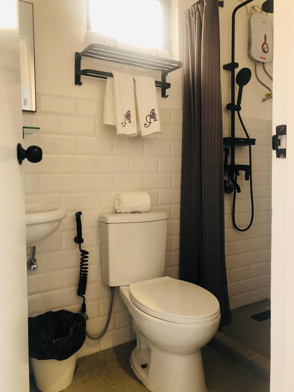 Double Room - Photo 2