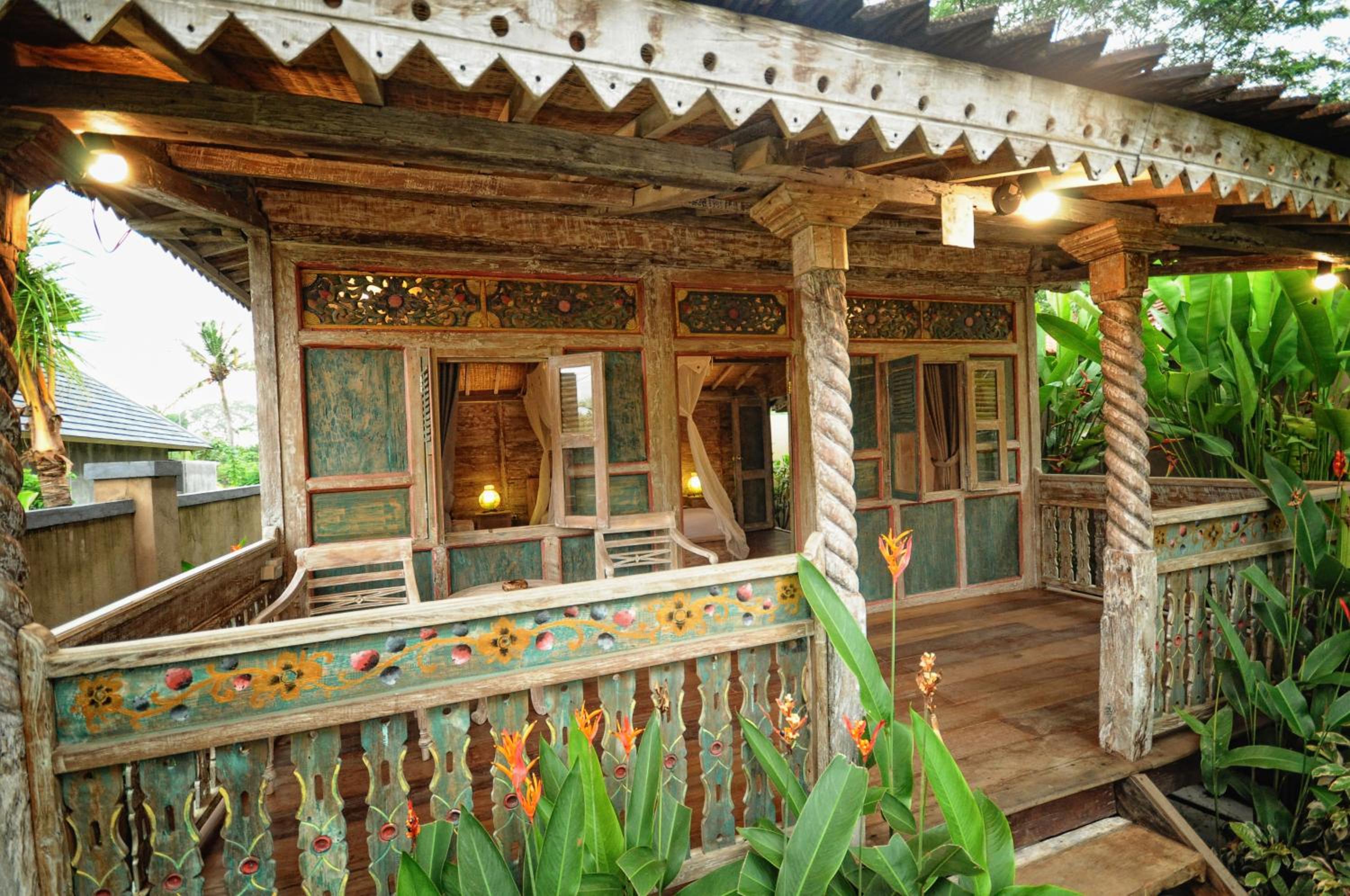 Wooden Joglo Villa - Photo 4