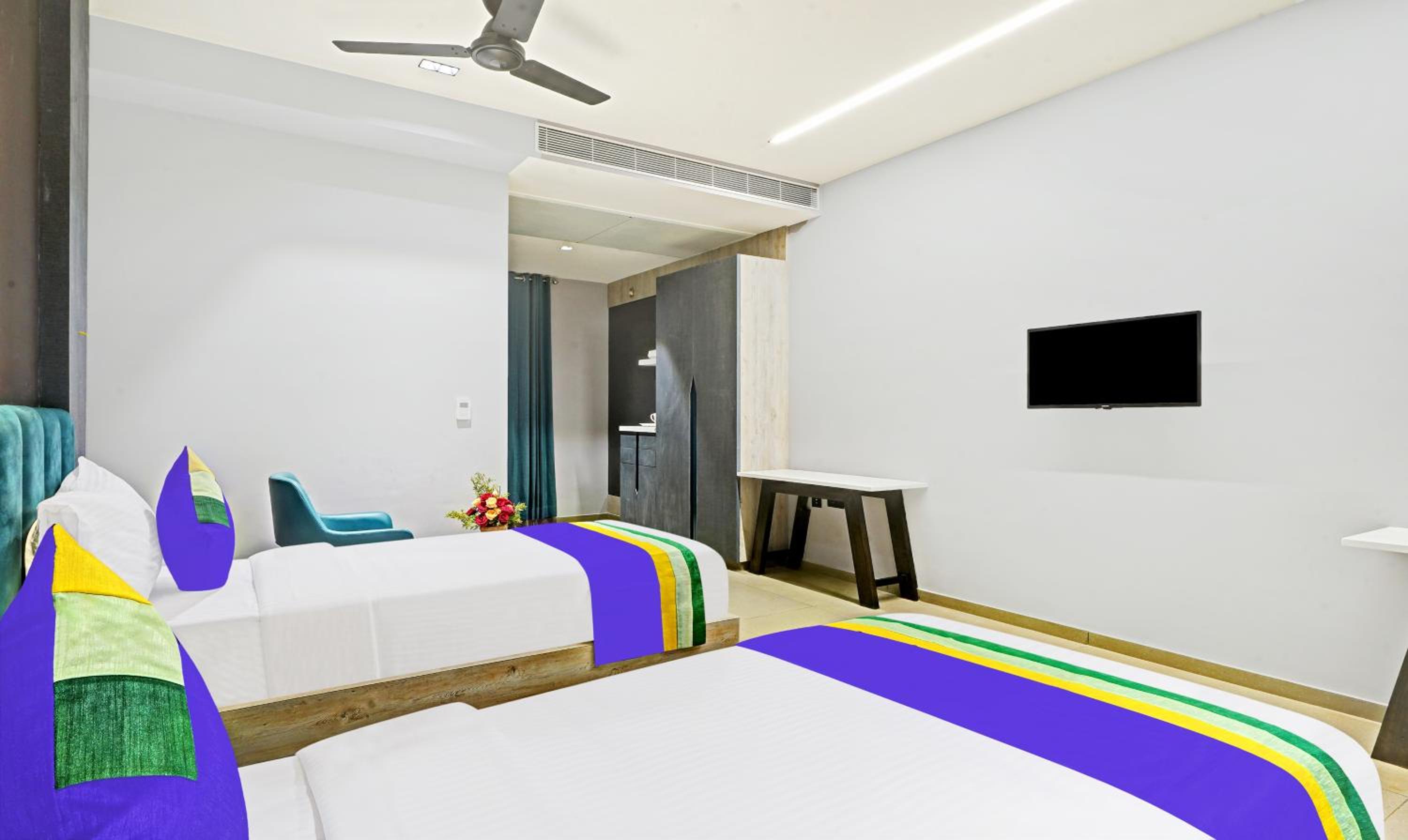 Standard Room - Photo 9