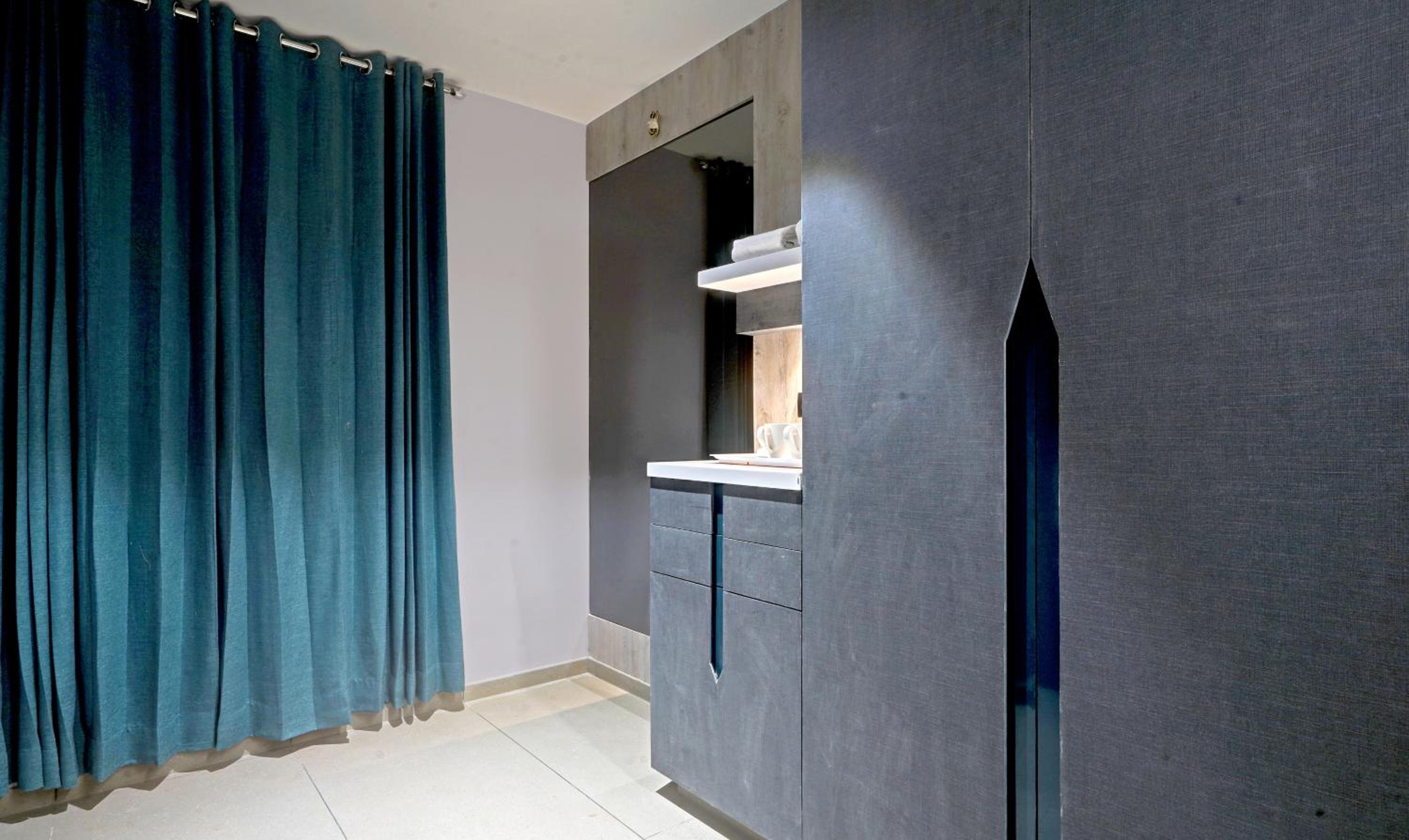 Standard Room - Photo 7