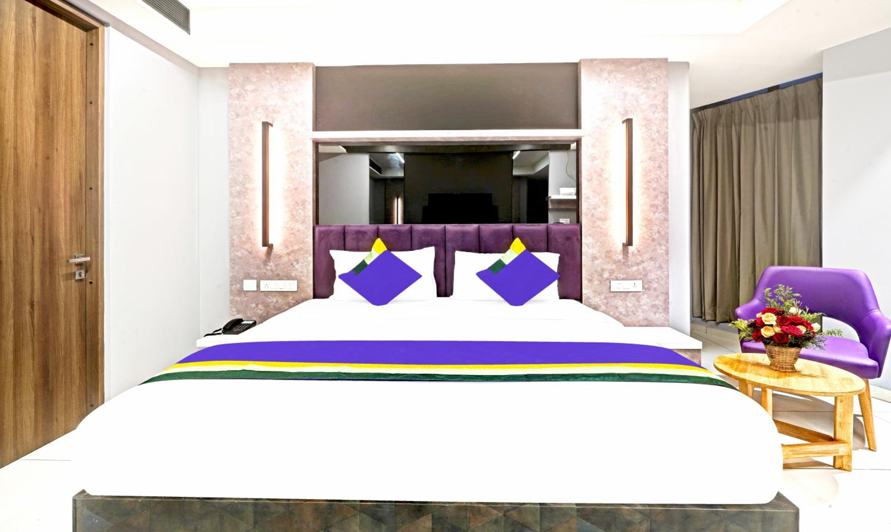 Deluxe Room - Photo 4