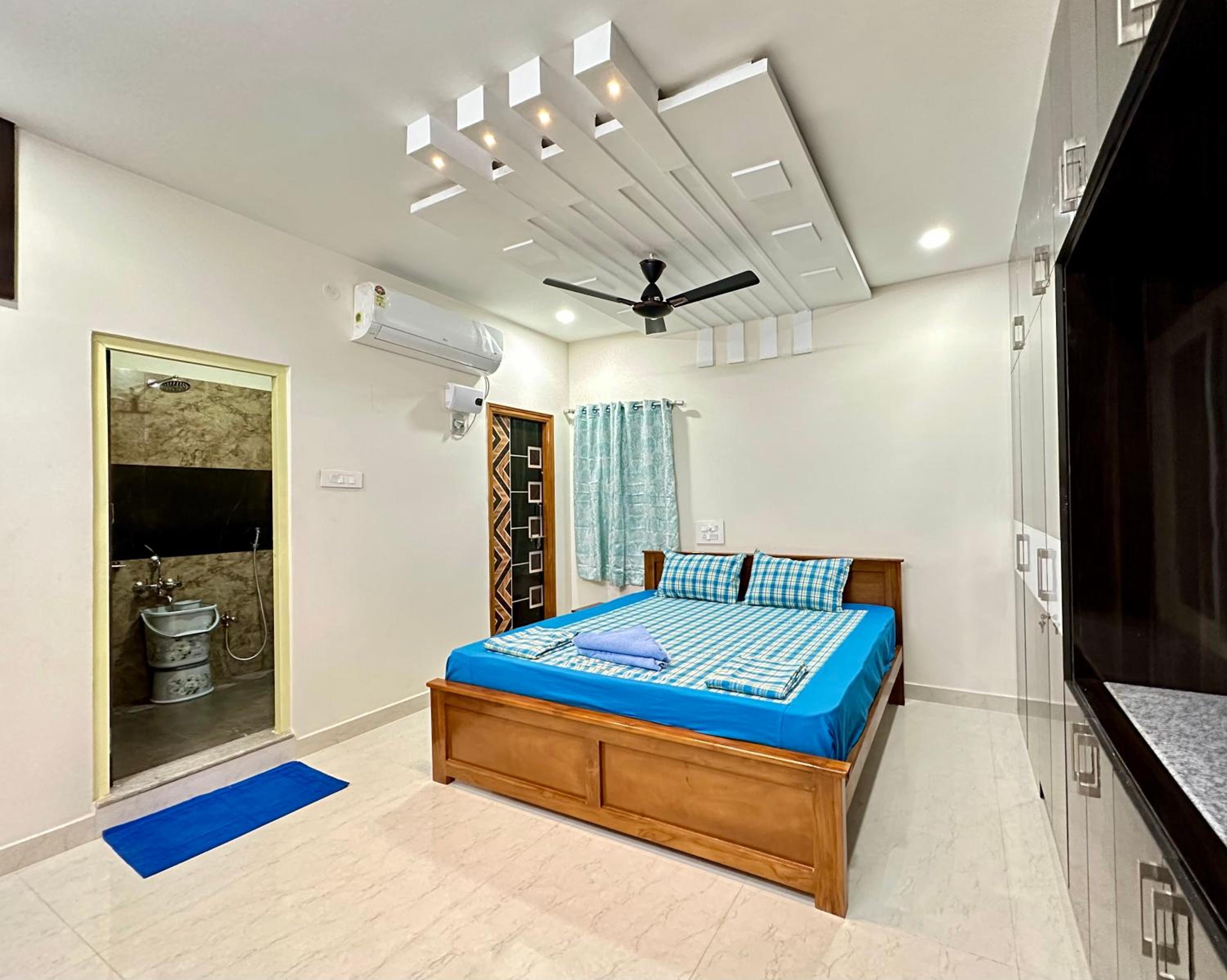 Three-Bedroom Apartment