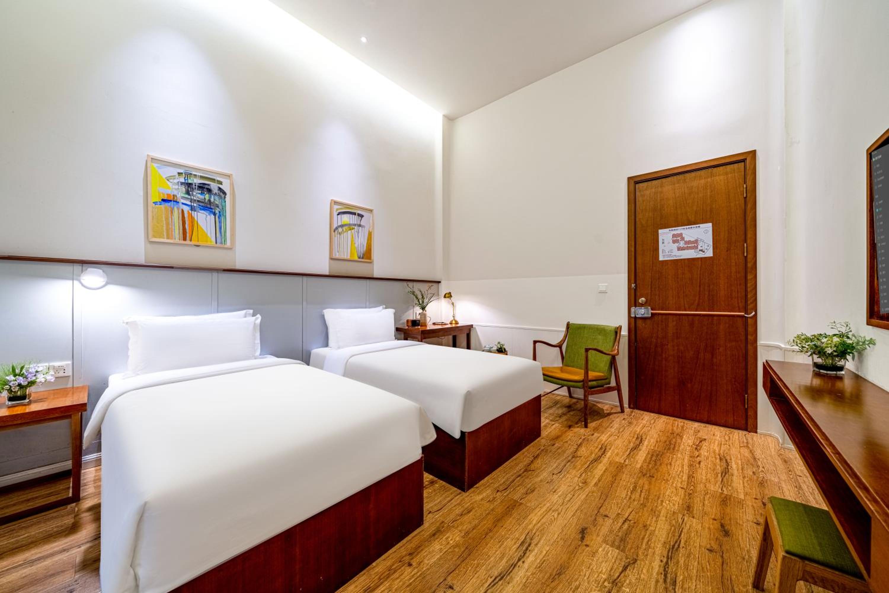 Superior Twin Room photo 2