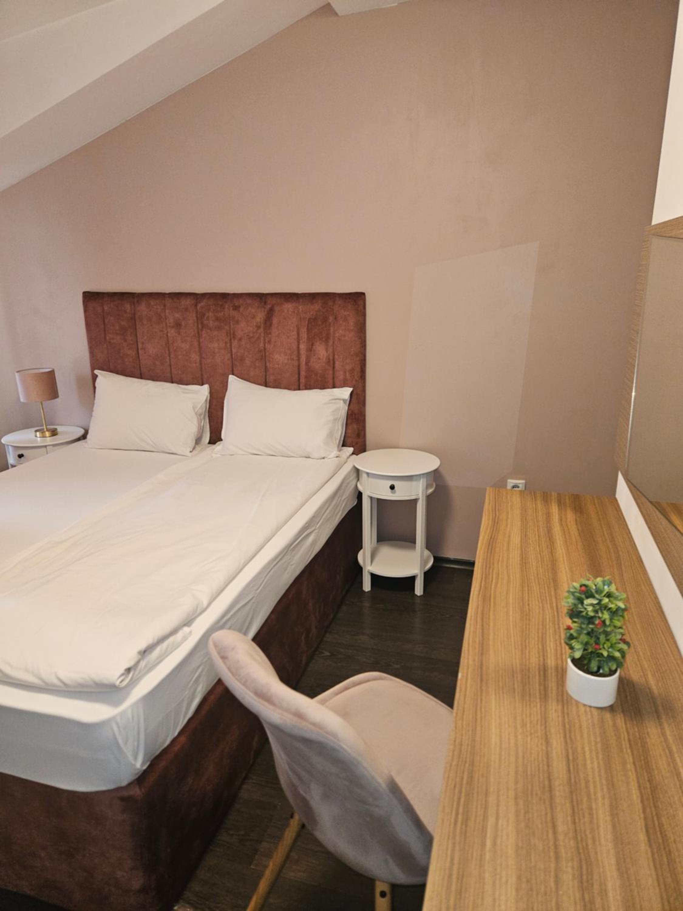 Double Room - No Balcony photo 2