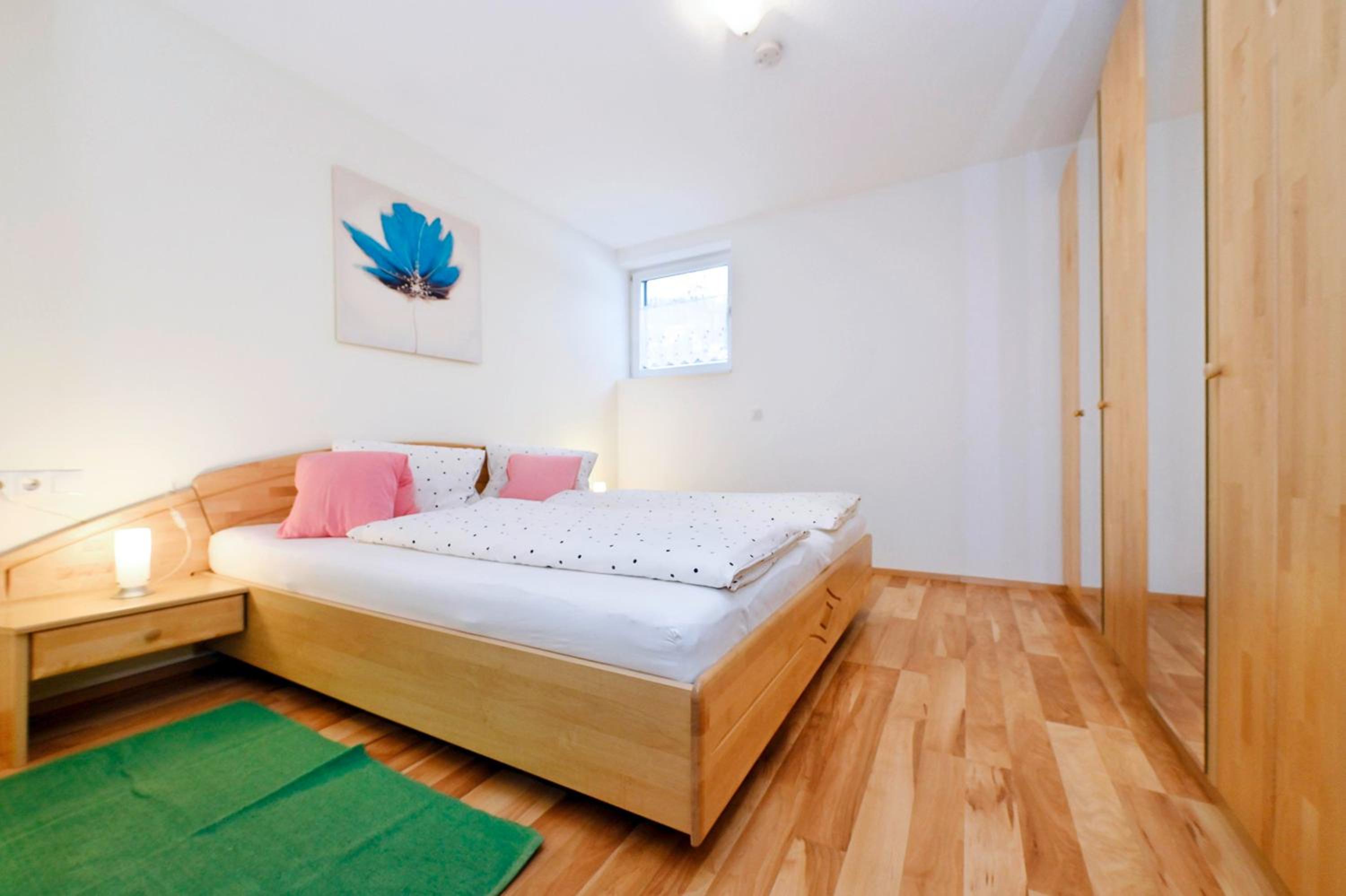 Two-Bedroom Apartment with Shower  photo 3