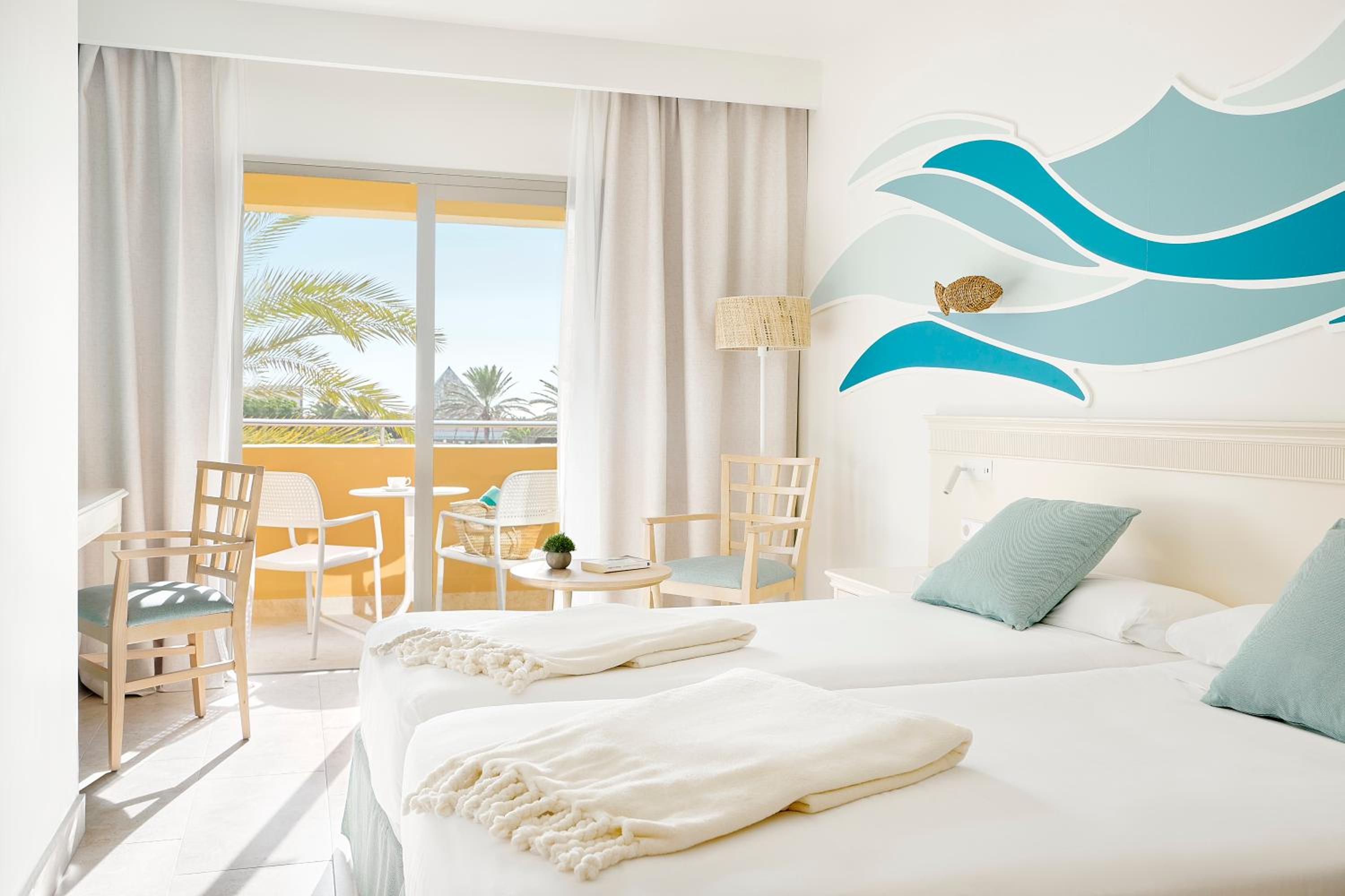 Family Suite Side Sea View Single Use