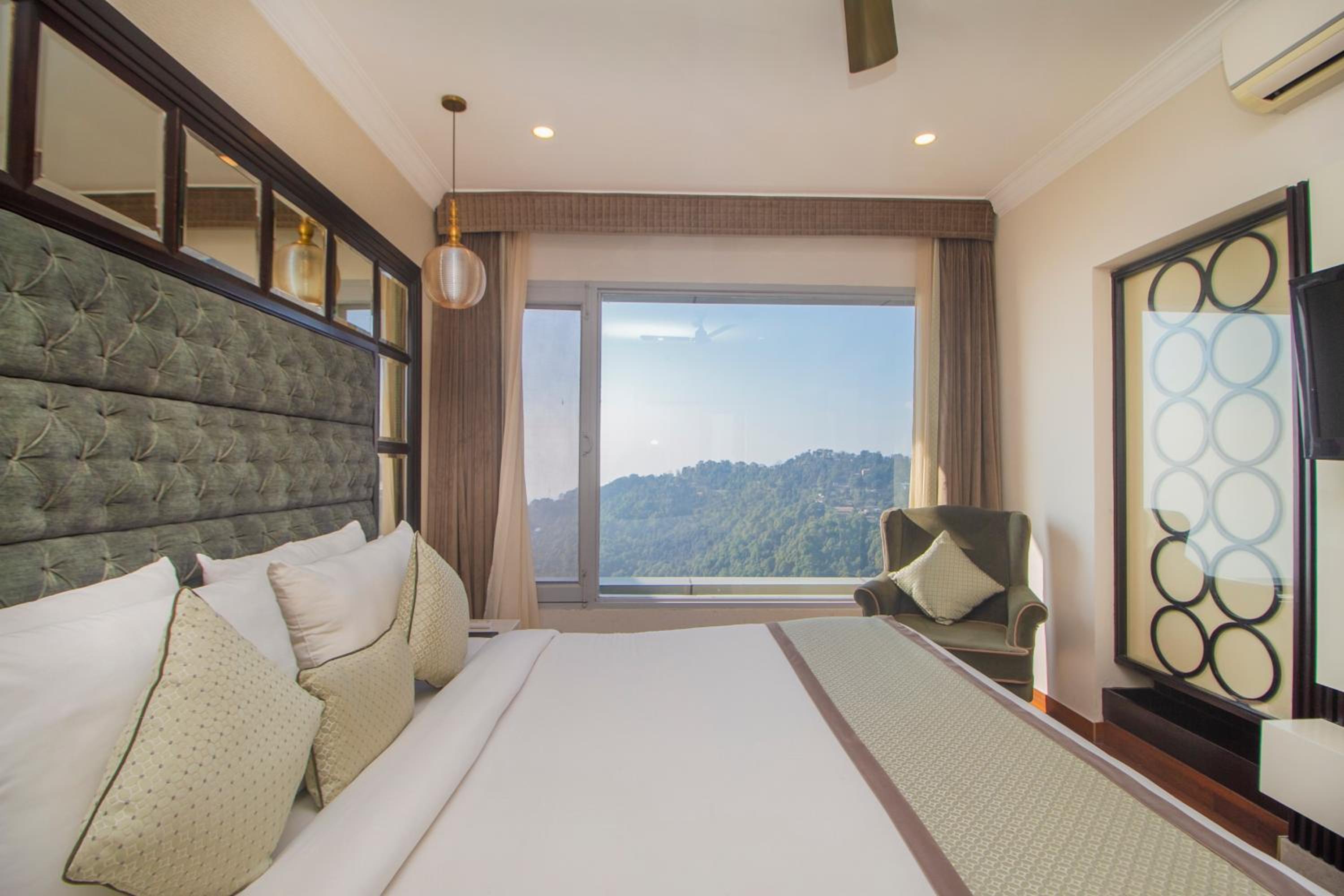  Suite with Valley View - Photo 7