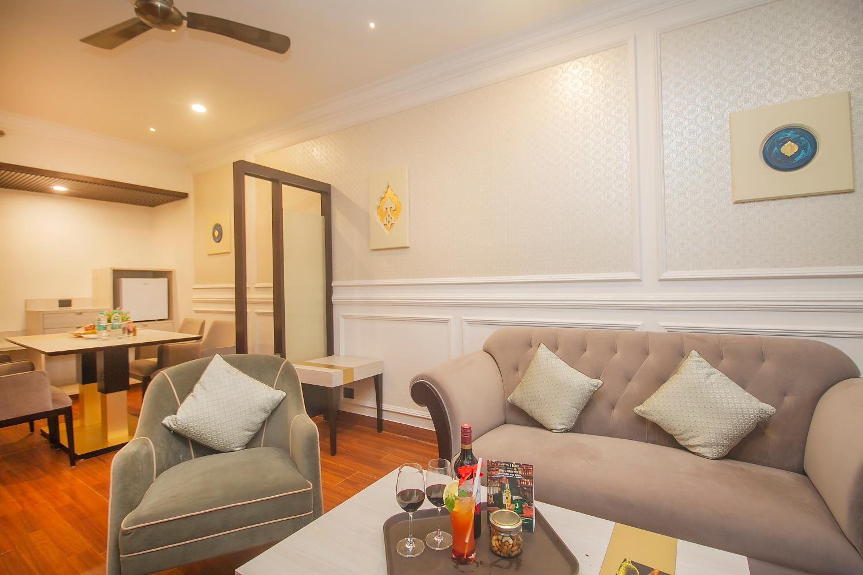  Suite with Valley View - Photo 10