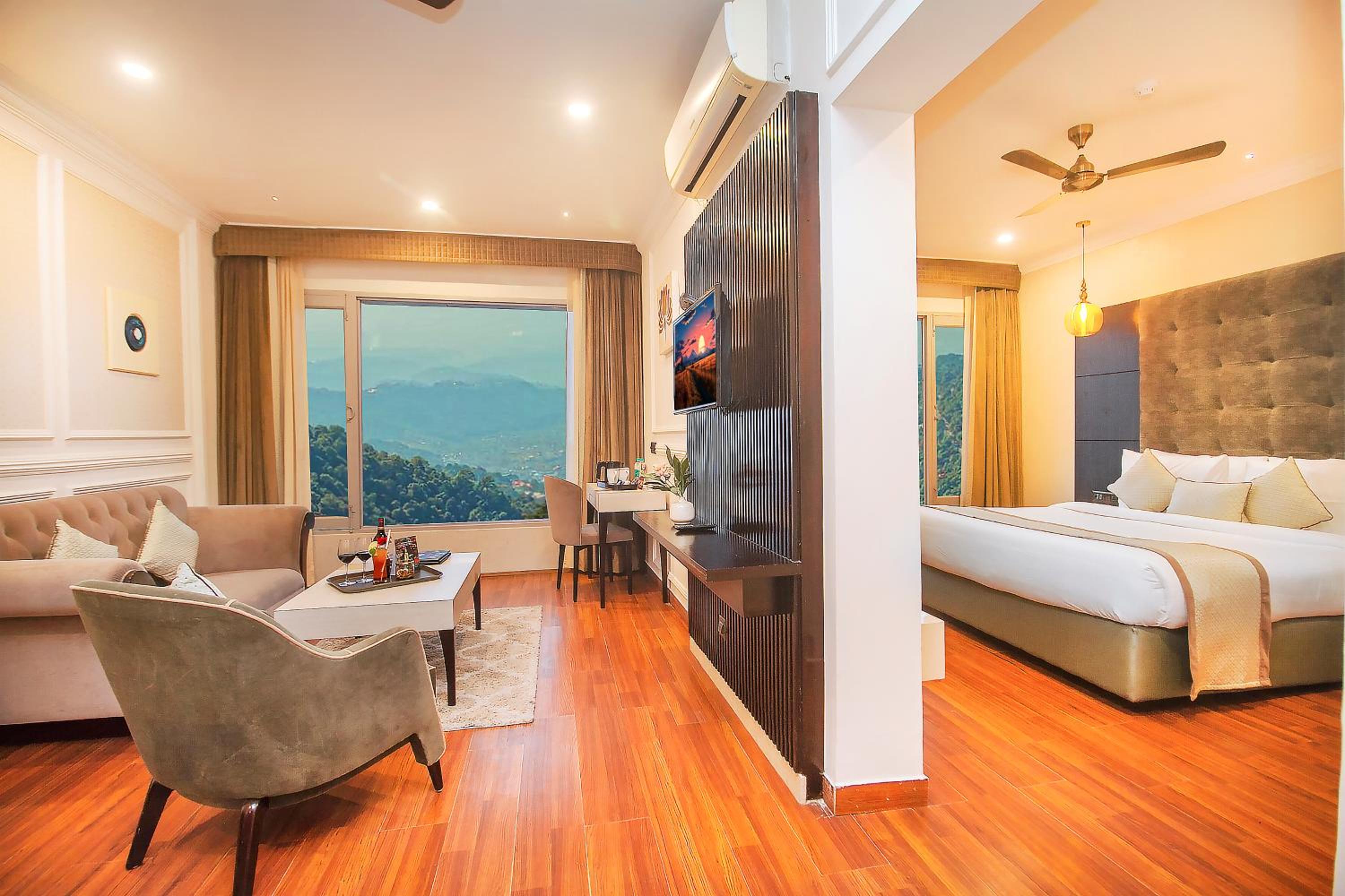  Suite with Valley View - Photo 15